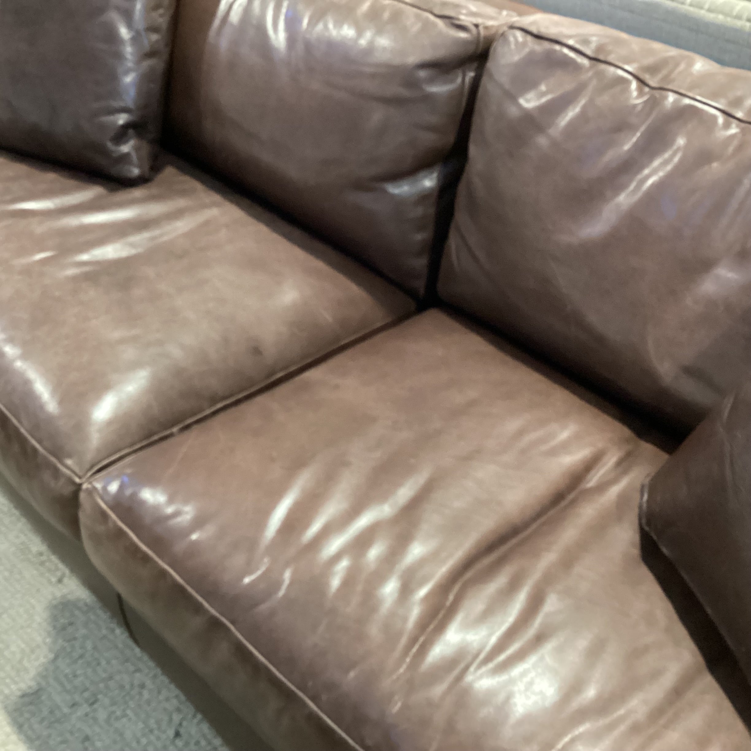 Baker Furniture Brown Leather Down Mix Track Arm with Accent Pillows Sofa 86"x 40"x 30"