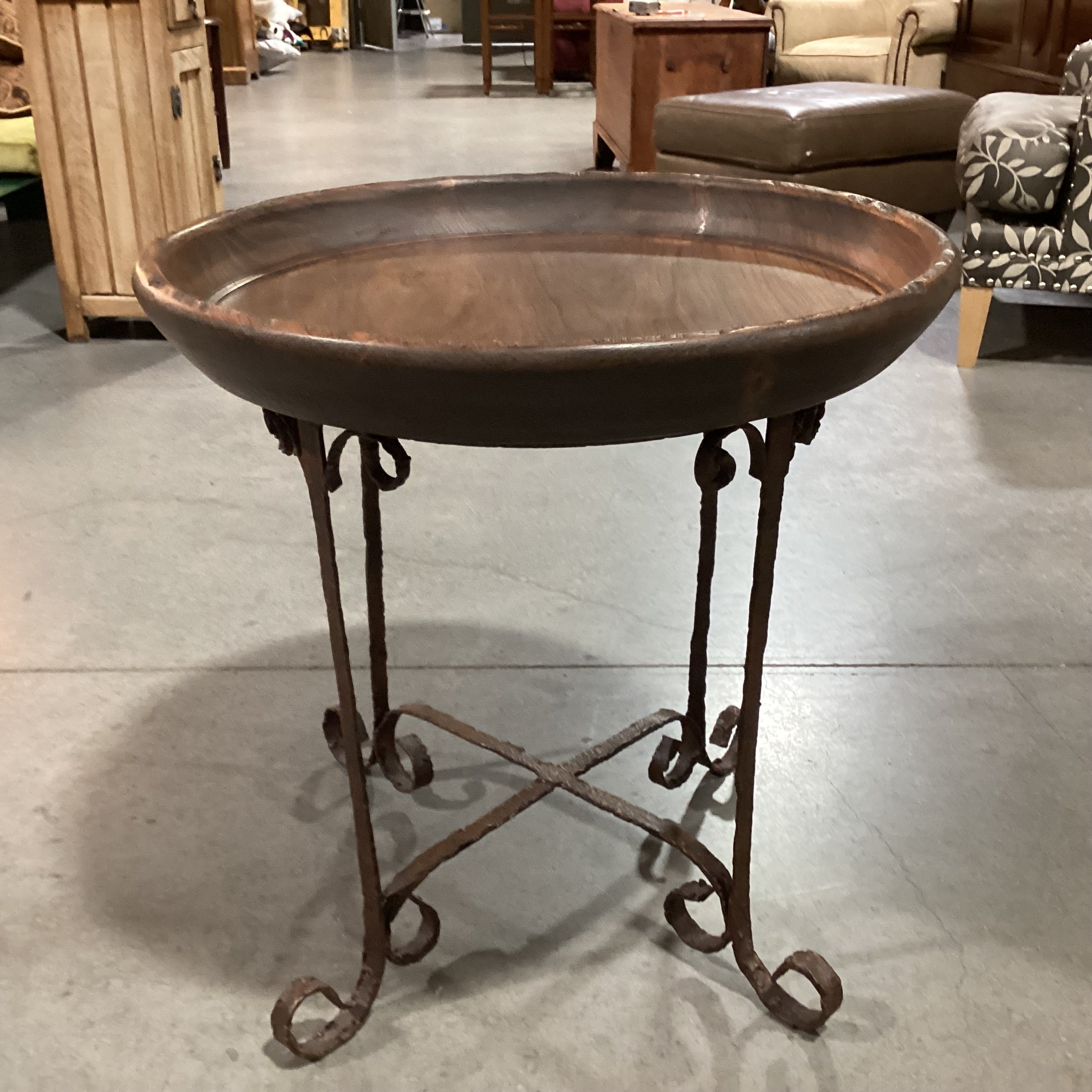Rustic Round Tray with Bowtie & Iron Accent Table 25" Diameter x 25"