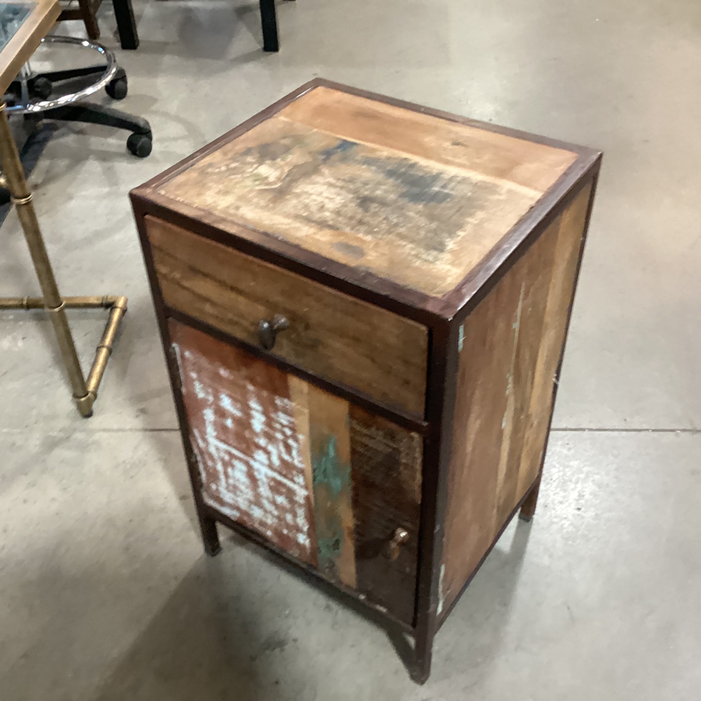 Rustic Distressed Wood & Iron 1 Drawer 1 Door End Table 16"x 14"x 26"