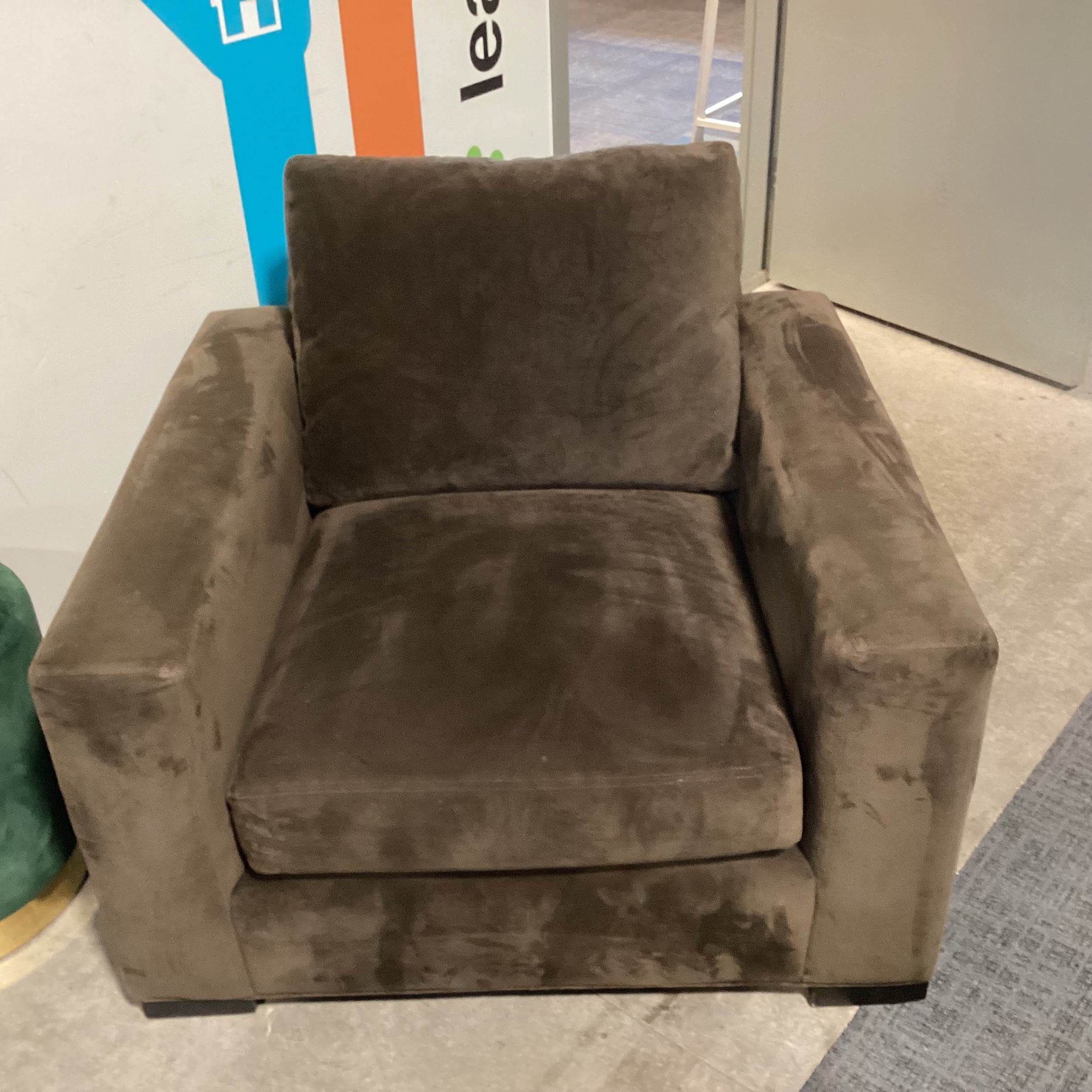 Room & Board Brown High Performance Velvet Down Mix Chair 40"x 38"x 27"