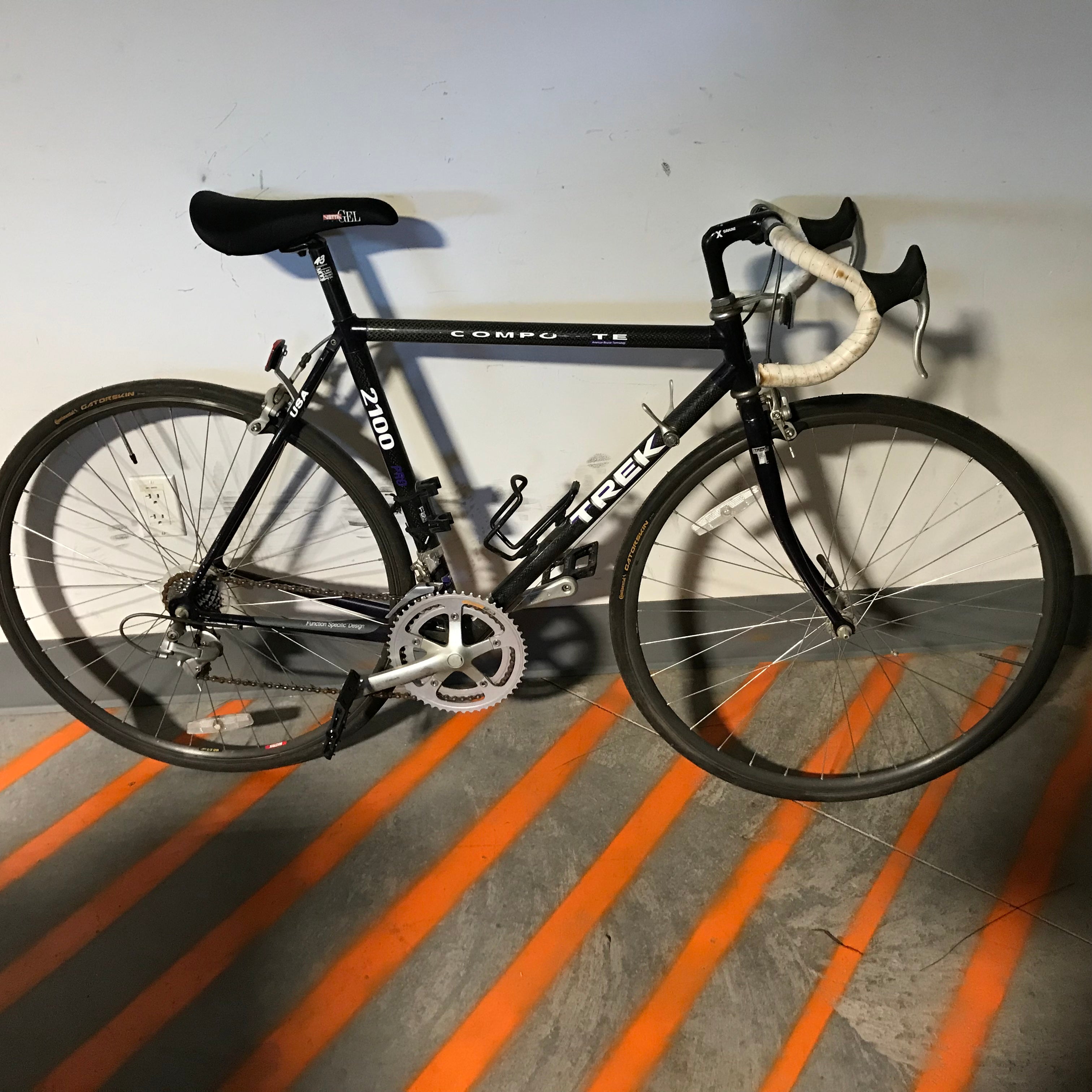 Trek Vintage 2100 Pro Composite 52cm Road Bike