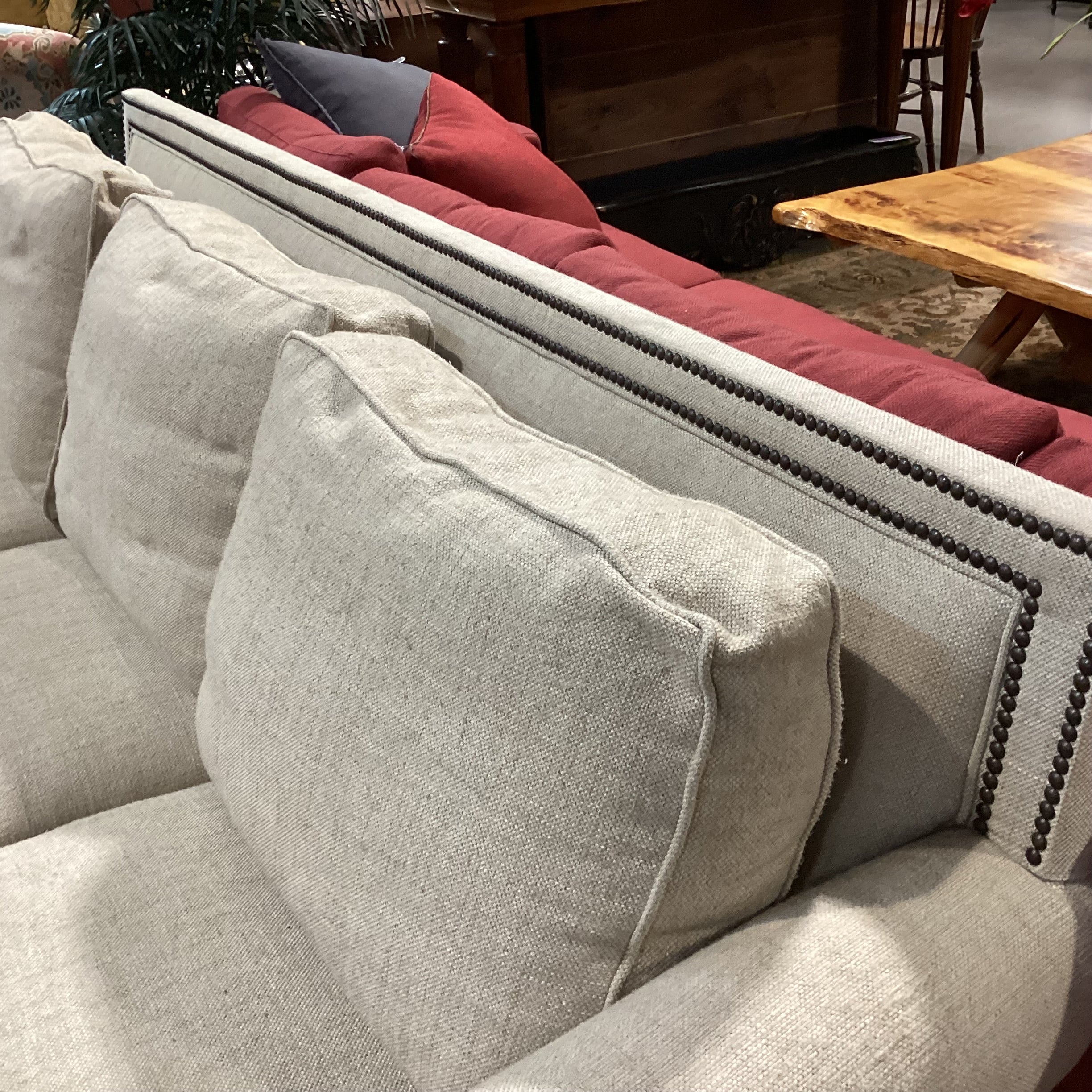 Bernhardt Heathered Beige Woven Nailhead Highback Roll Arm Sofa 92"x 42"x 35"