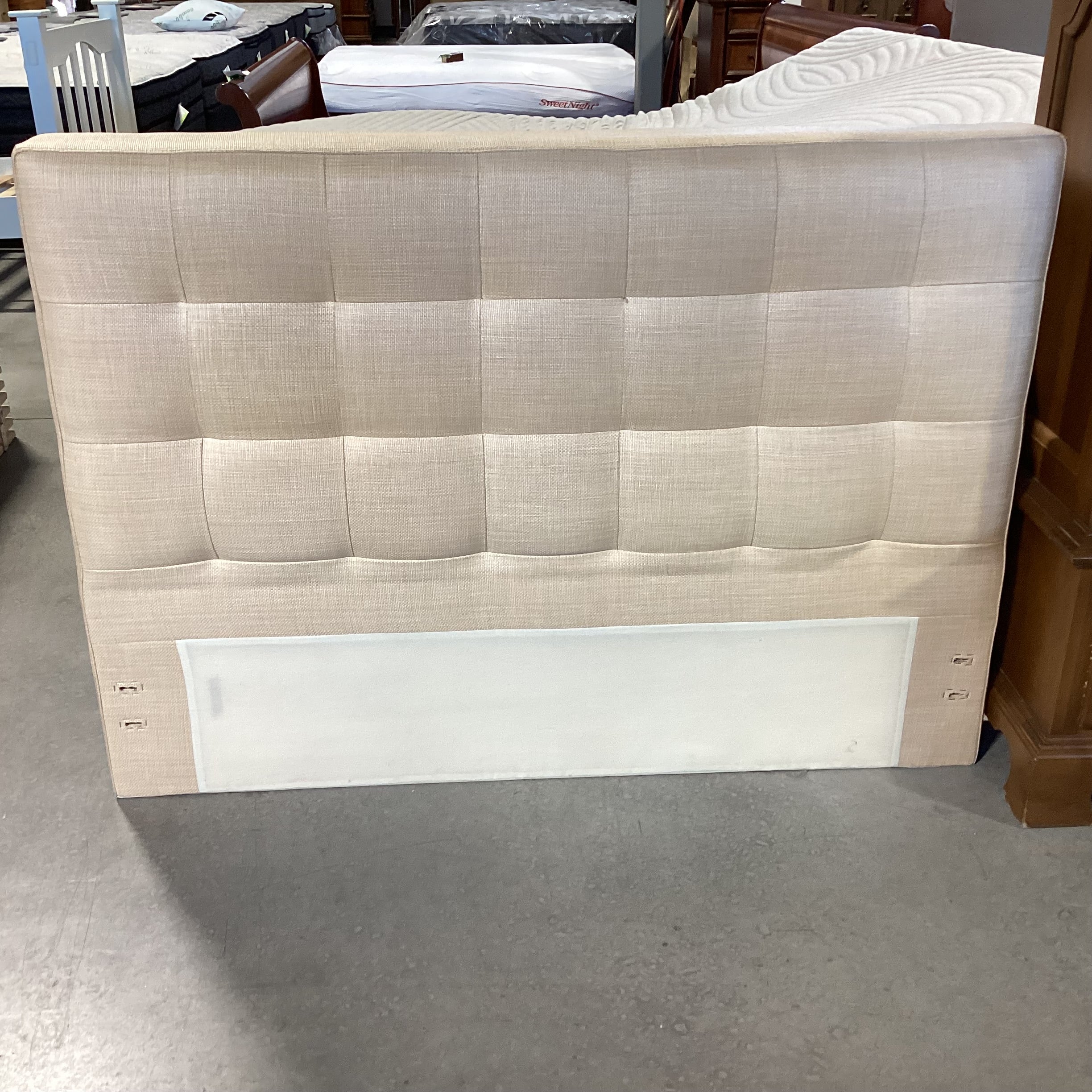 West Elm Full Natural Woven Upholstery Tufted Headboard 56"x 6"x 40"