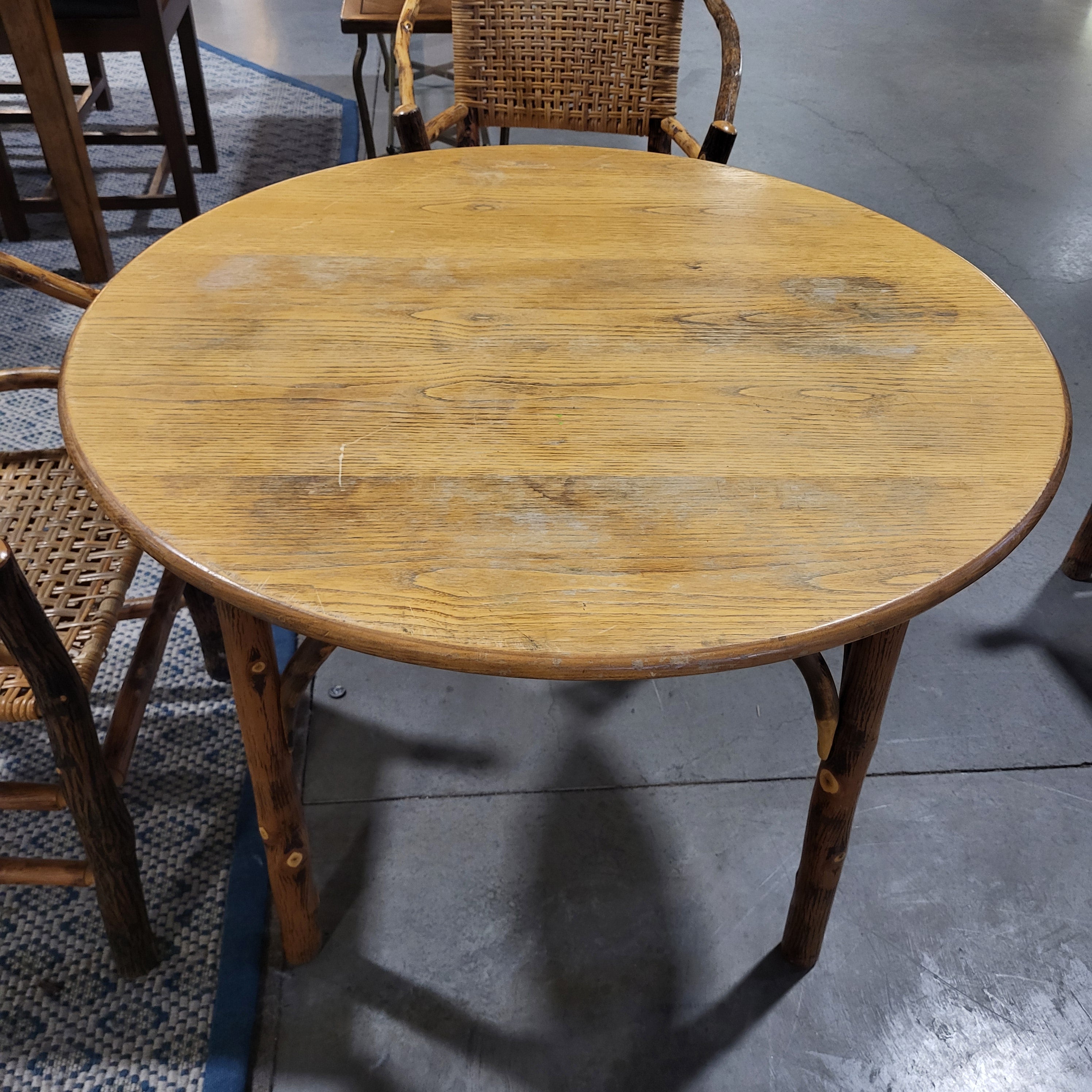 Round Wood & Hickory Table with 4 Chairs Dining Set 41" Diameter x 29"