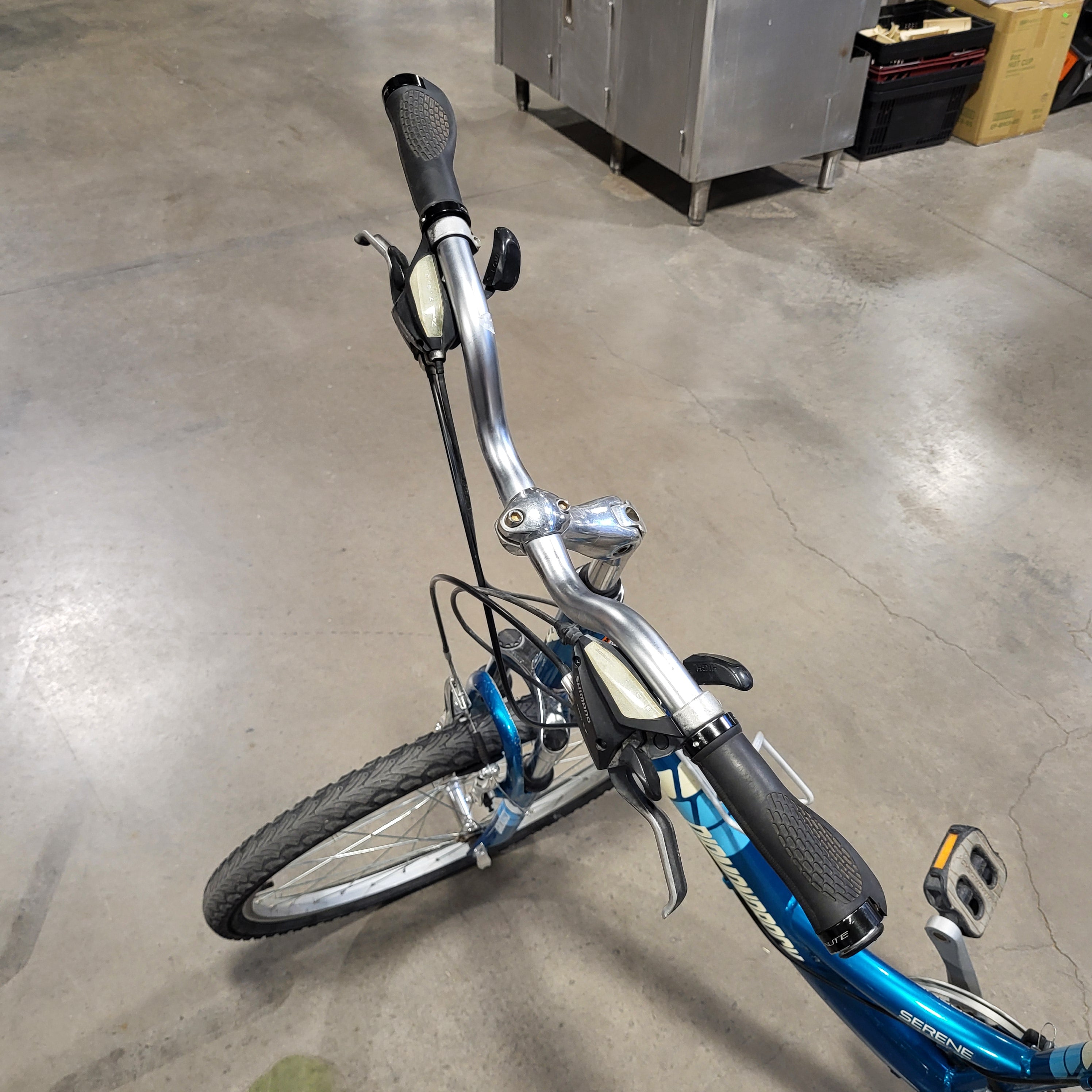 Diamondback Blue 21 Speed Cruiser Bike