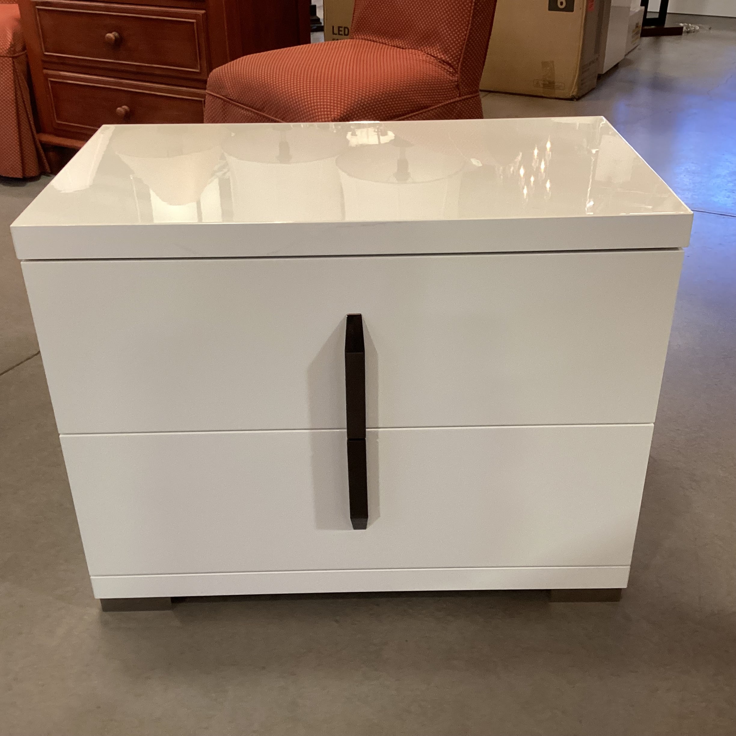 Alf DaFre Made in Italy Modern White Lacquer & Chrome 2 Drawer Nightstand 30"x 17"x 24"