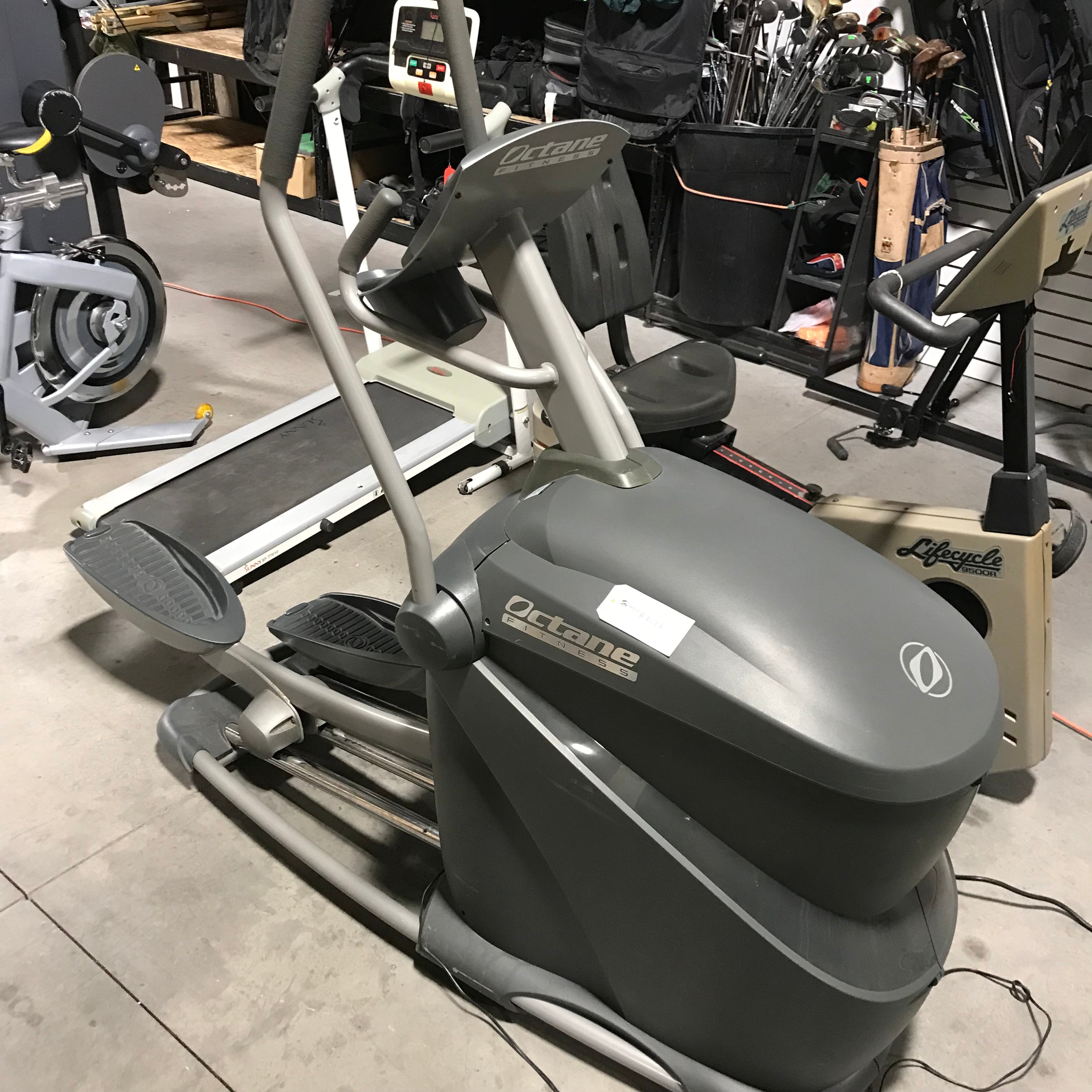 65" x 26" Octane Fitness Q35 Elliptical