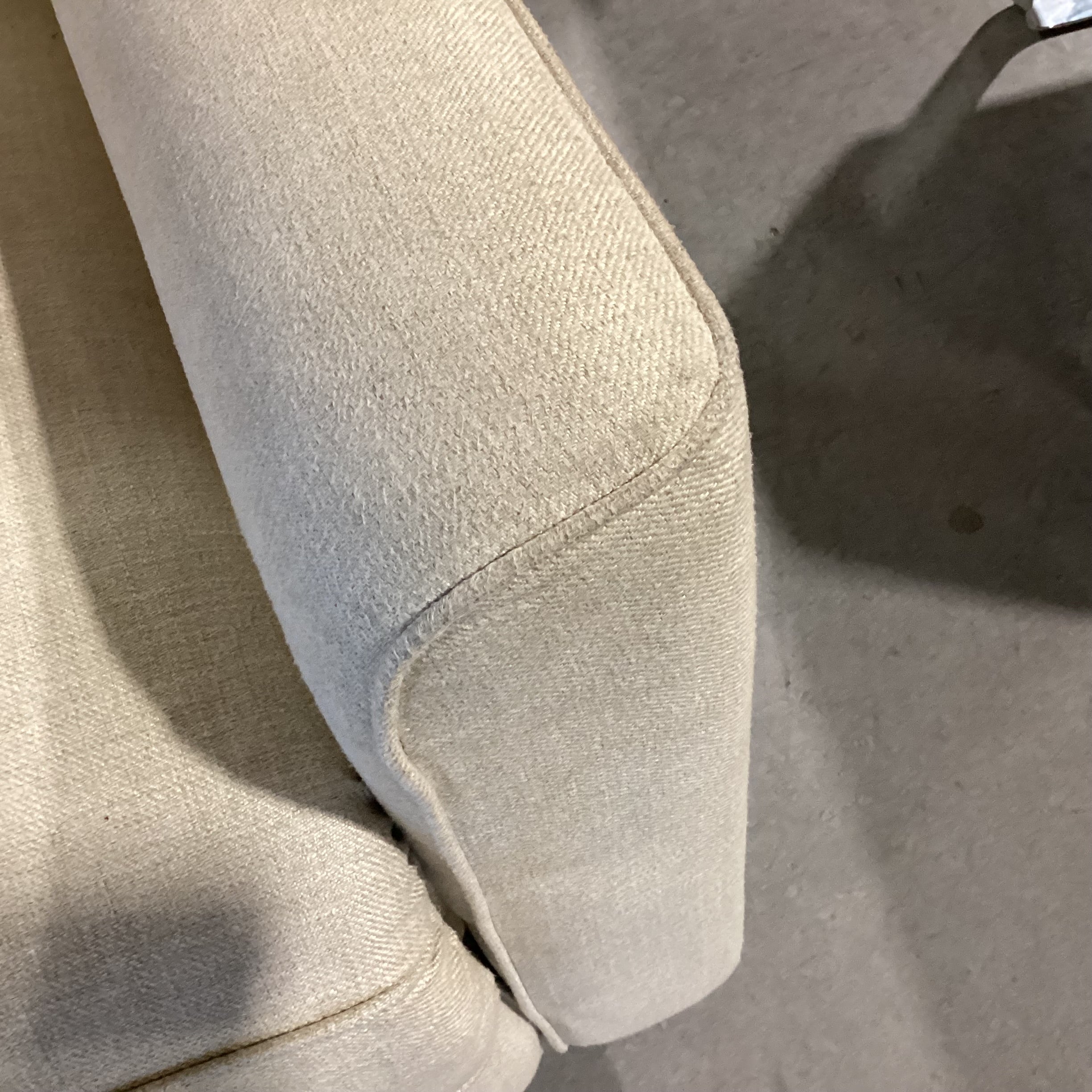 Cream Woven Swivel Recliner Chair 32"x 33" to 62"x 39"
