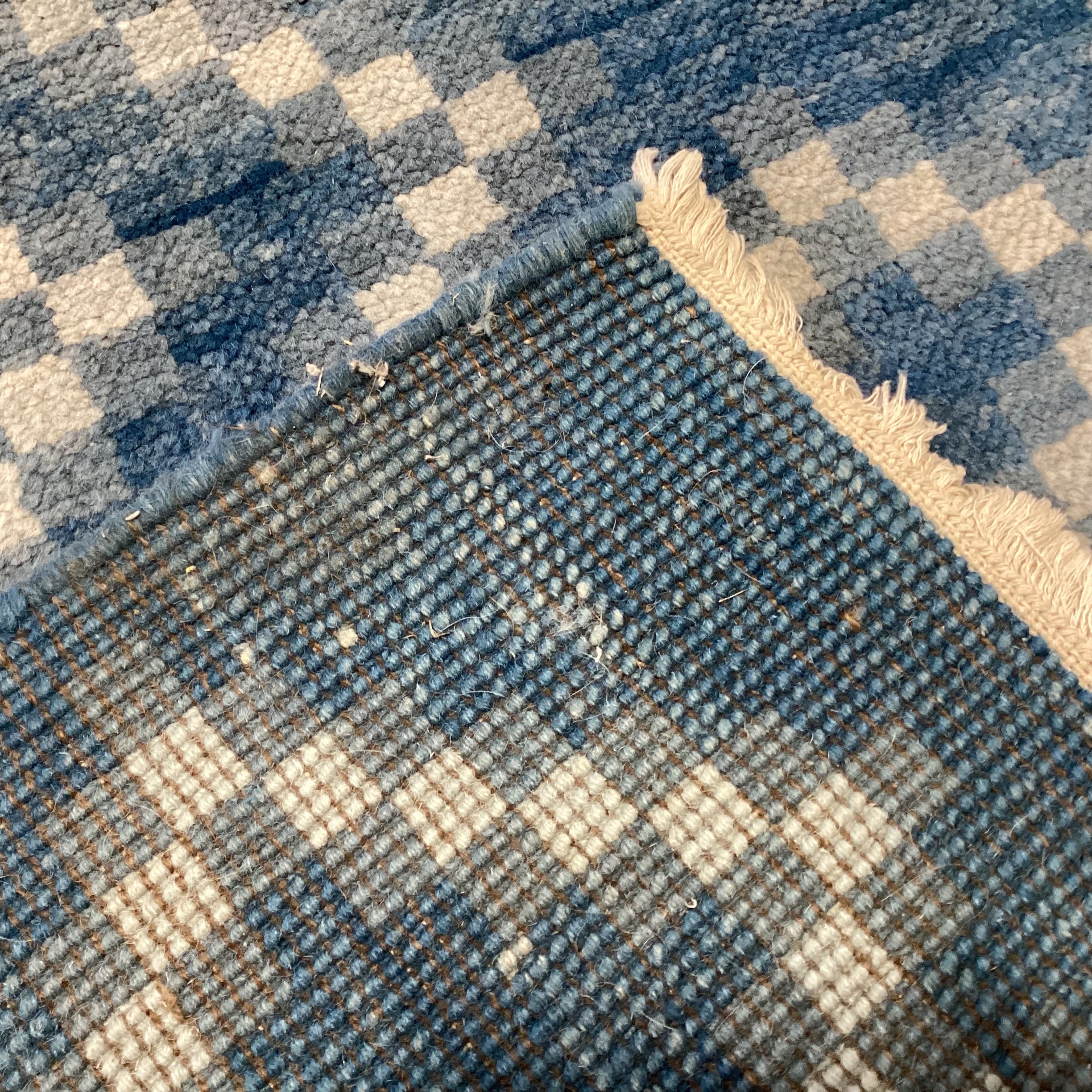 Blue & Ivory Diamond Pattern Hand Woven Wool Rug 9"1"x 9'7"