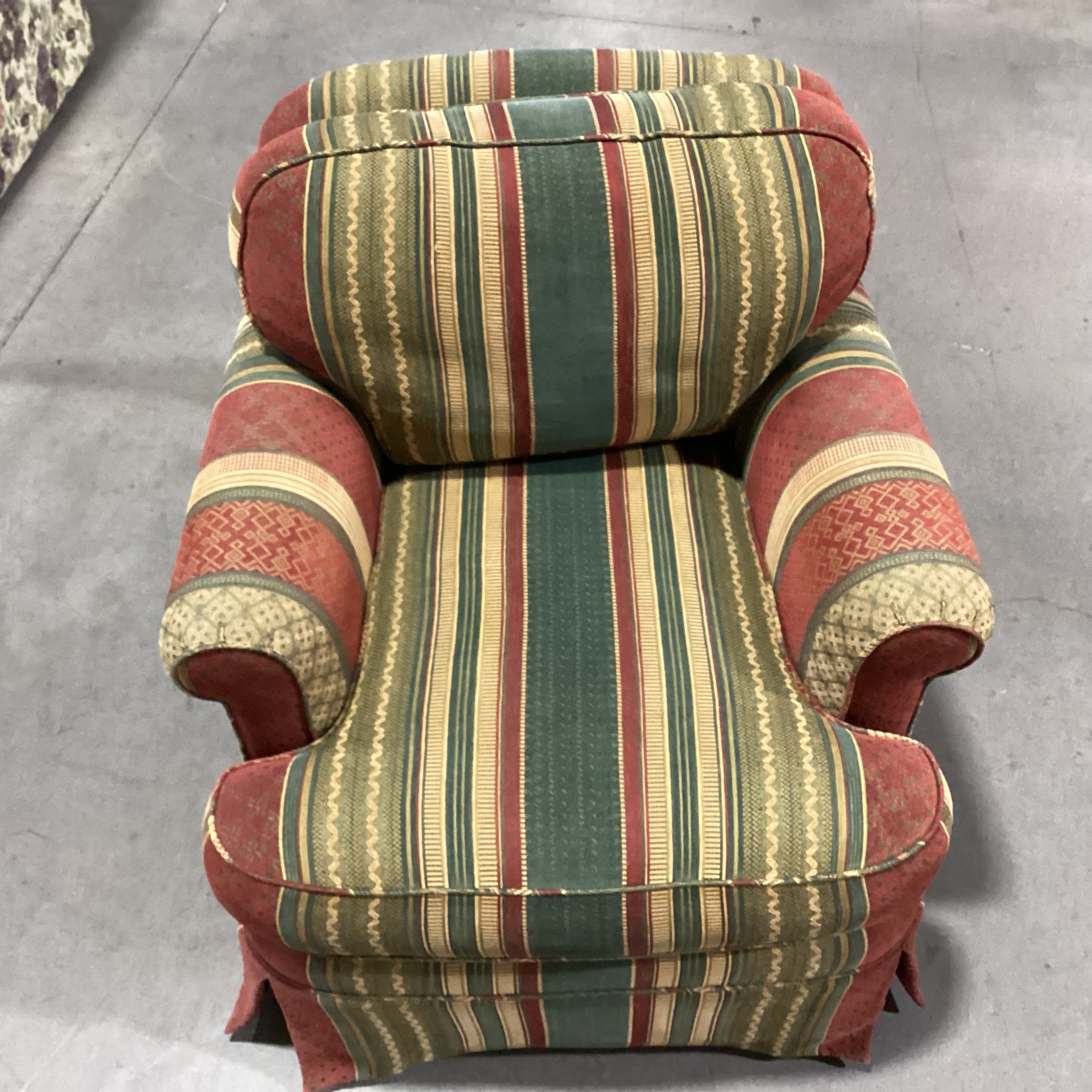 D Langston Custom Rust Green Gold Ribbon Design & Down Swivel Chair 33"x 36"x 31"