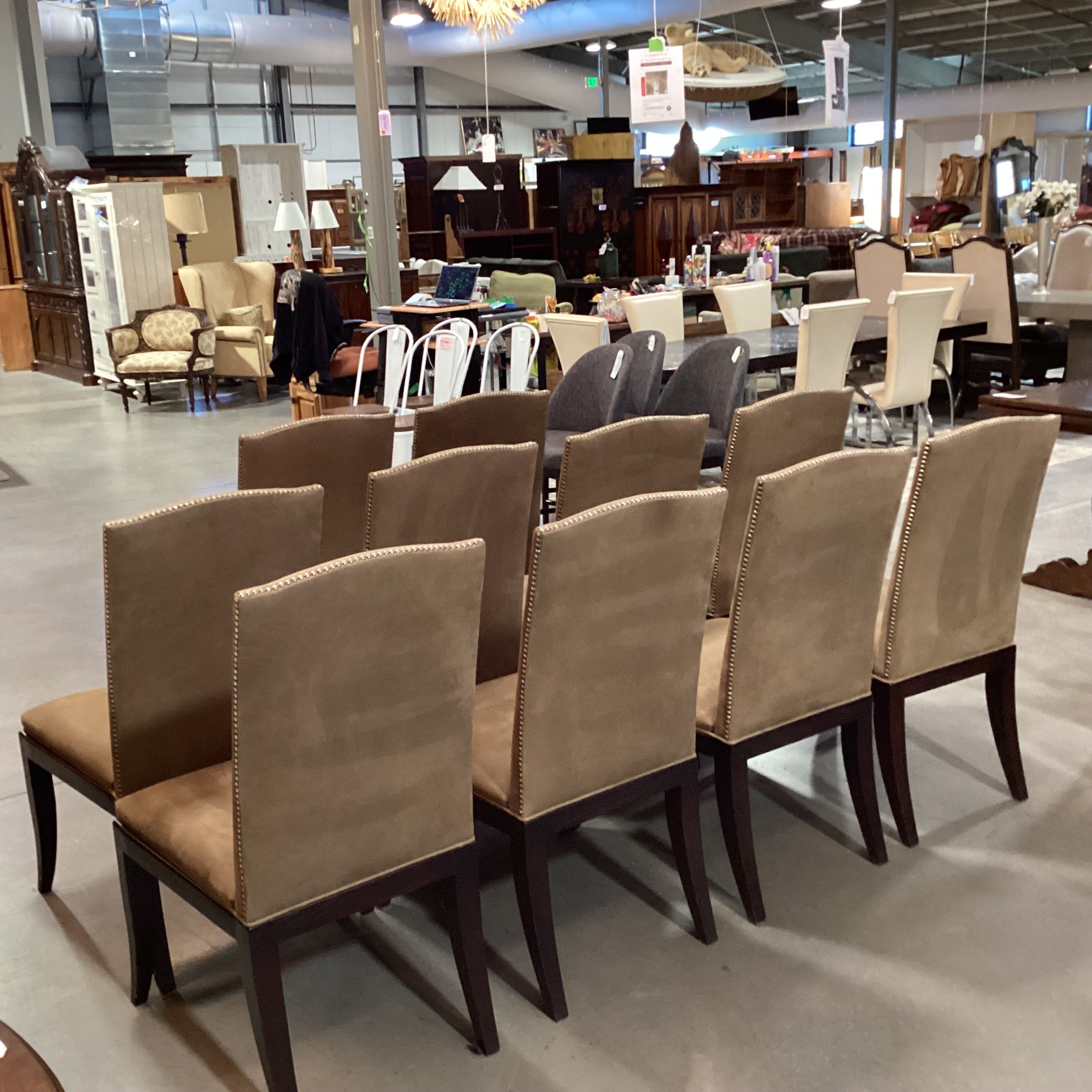 SET of 10 Hickory Chair Co Chelsea Brown Suede Nailhead & Dark Finish Wood Dining Chairs 22"x 25"x 42"