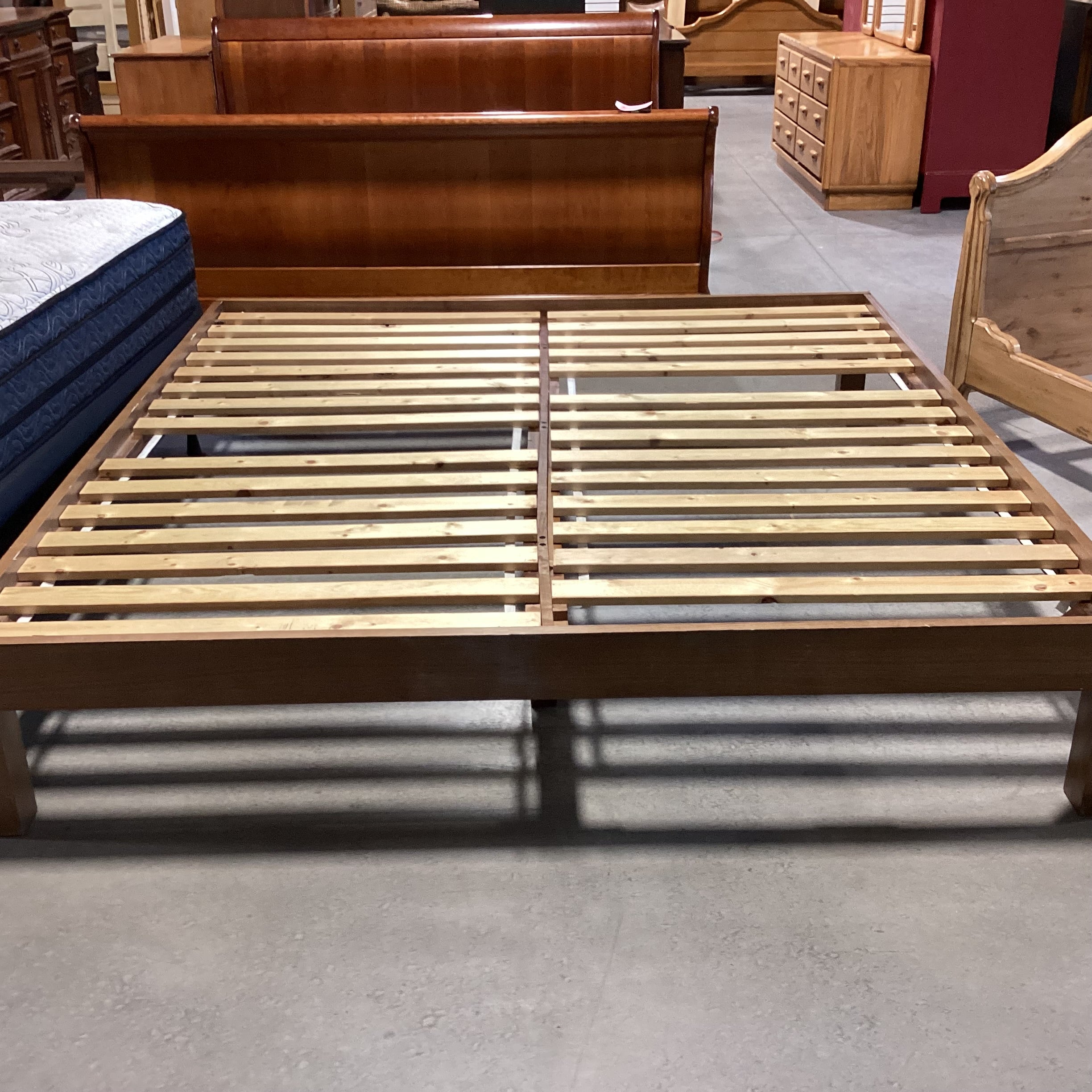 King Wood Platform Bed Set 78"x 82"x 15"