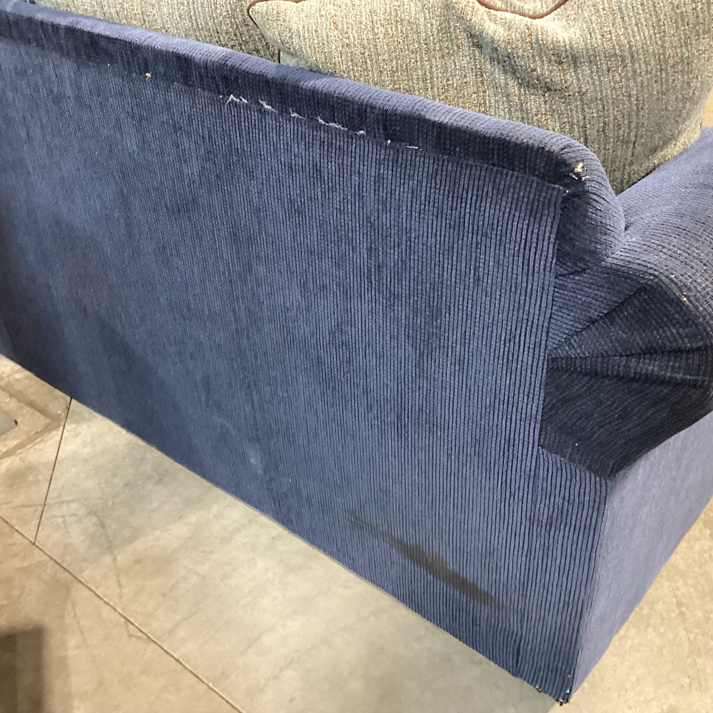 Blue Woven with 7 Accent Pillows Queen Sleeper Sofa 83"x 36"x 31"