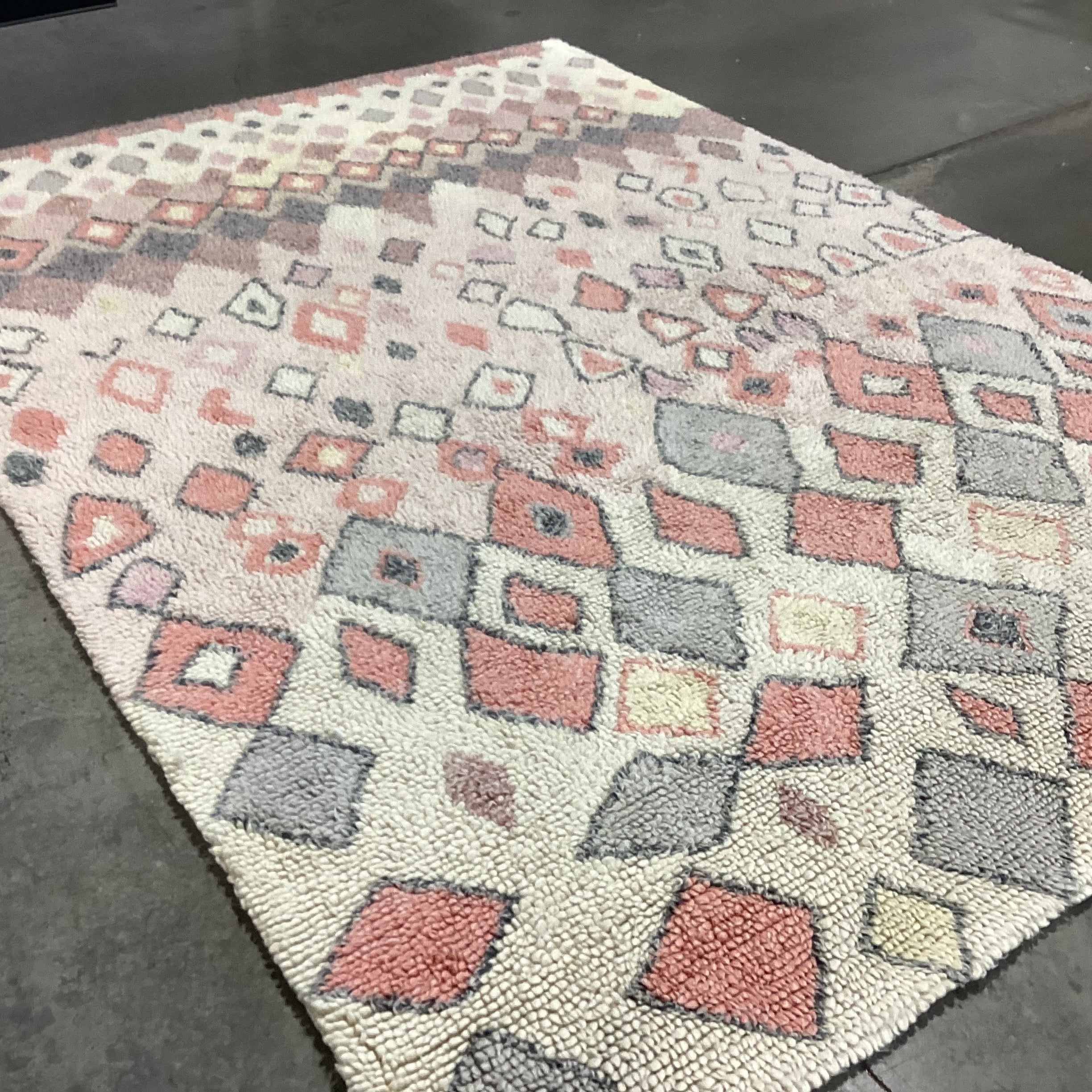 Opal House Cream Coral Pink & Grey Diamond Pattern Wool Rug 7'x 10'