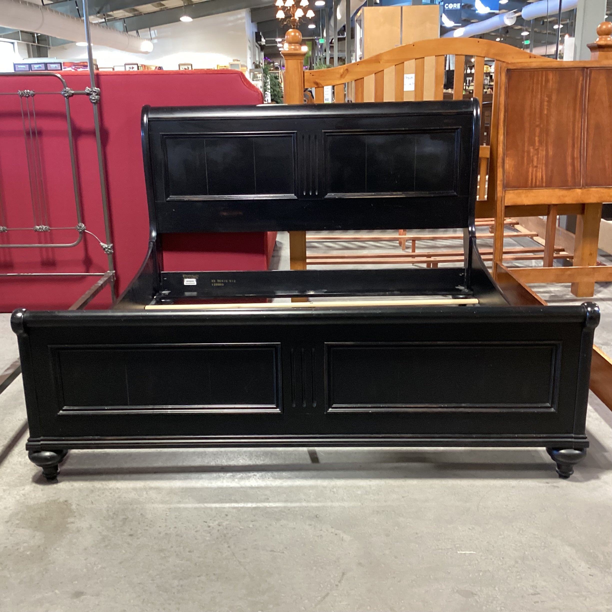KING Ethan Allen Black Finish Wood Panel Detail Sleigh Bed Set 81"x 90"x 52"