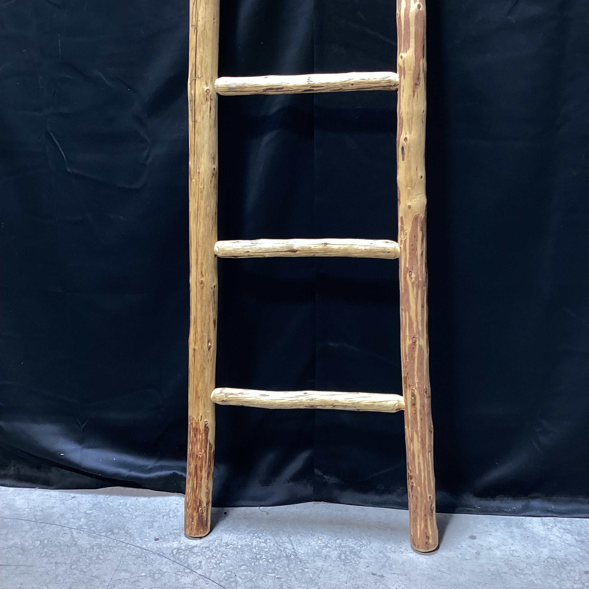 Rustic Natural Wood Blanket Ladder 21" x 61"