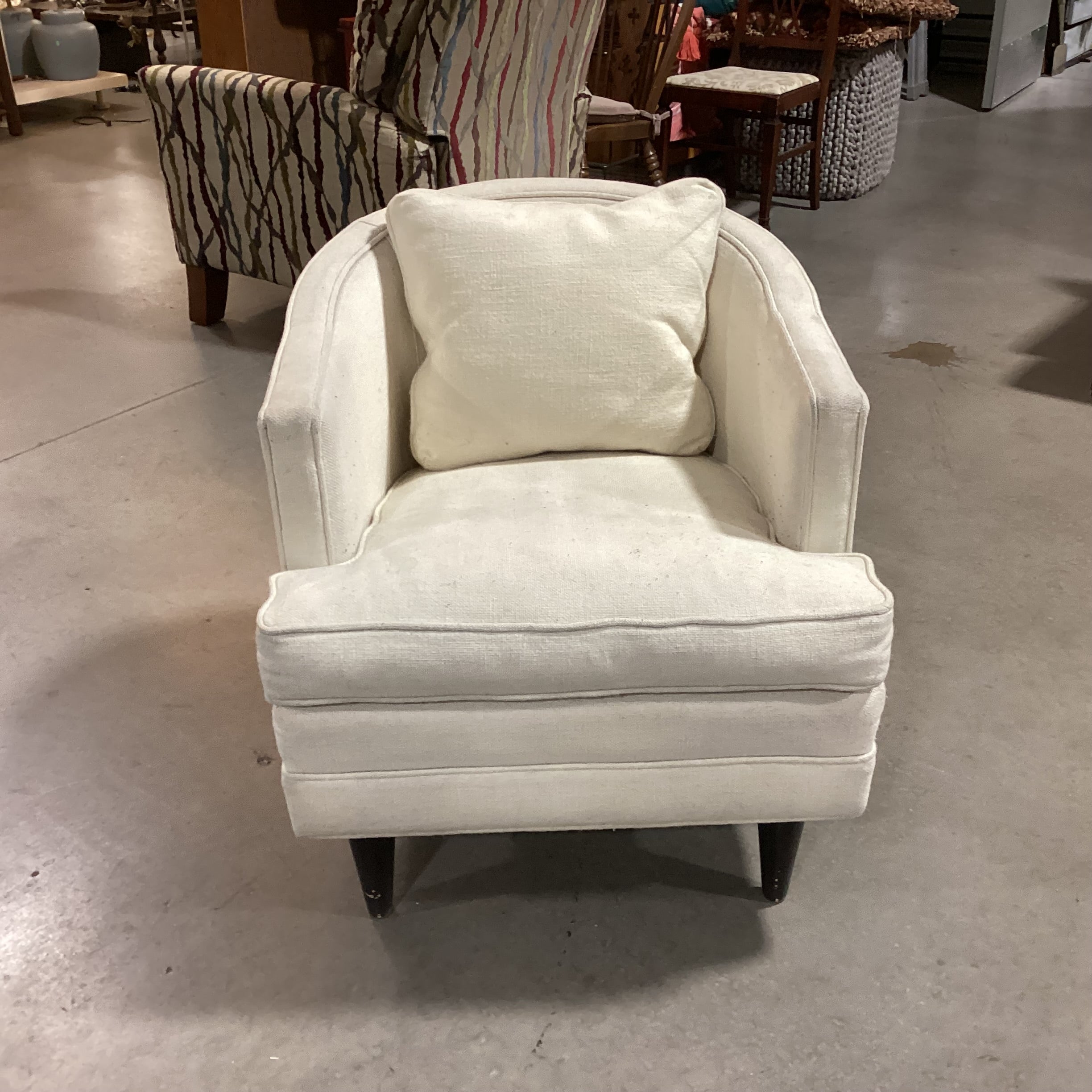 Cream Woven Barrel Style Chair 26"x 31"x 29"