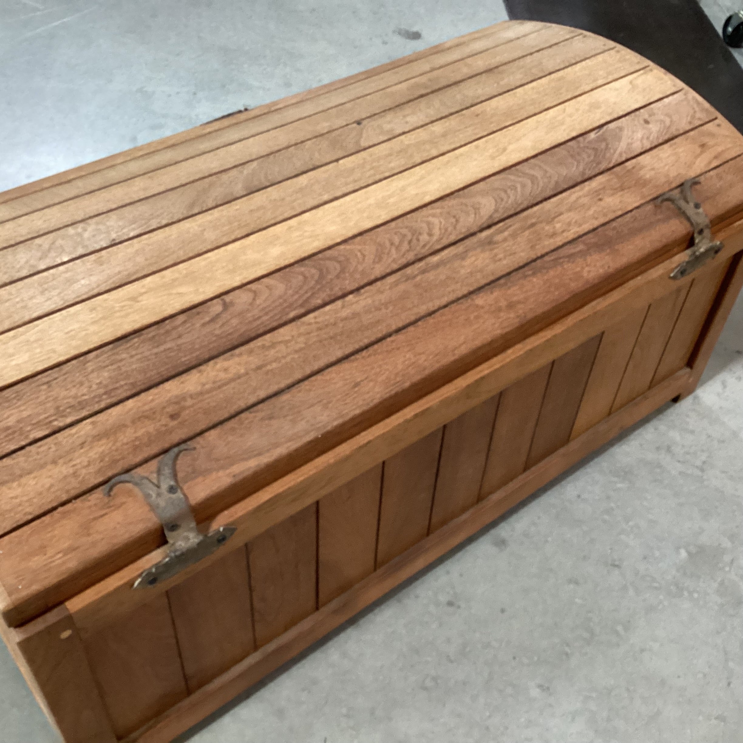 Vintage Solid Wood Plank with Iron Hardware Trunk 40"x 21"x 18"