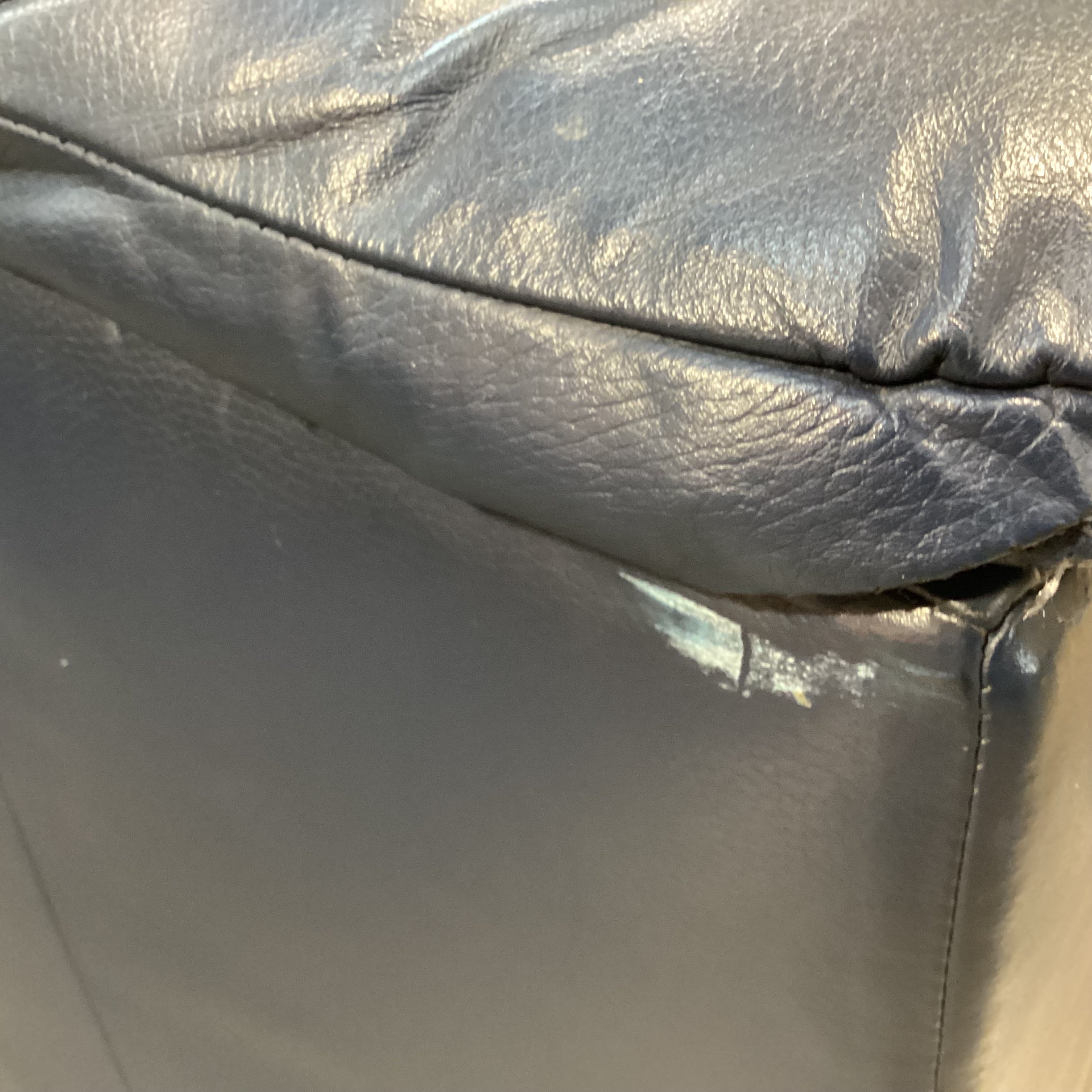 Flexsteel Navy Leather Chair 42"x 37"x 33"
