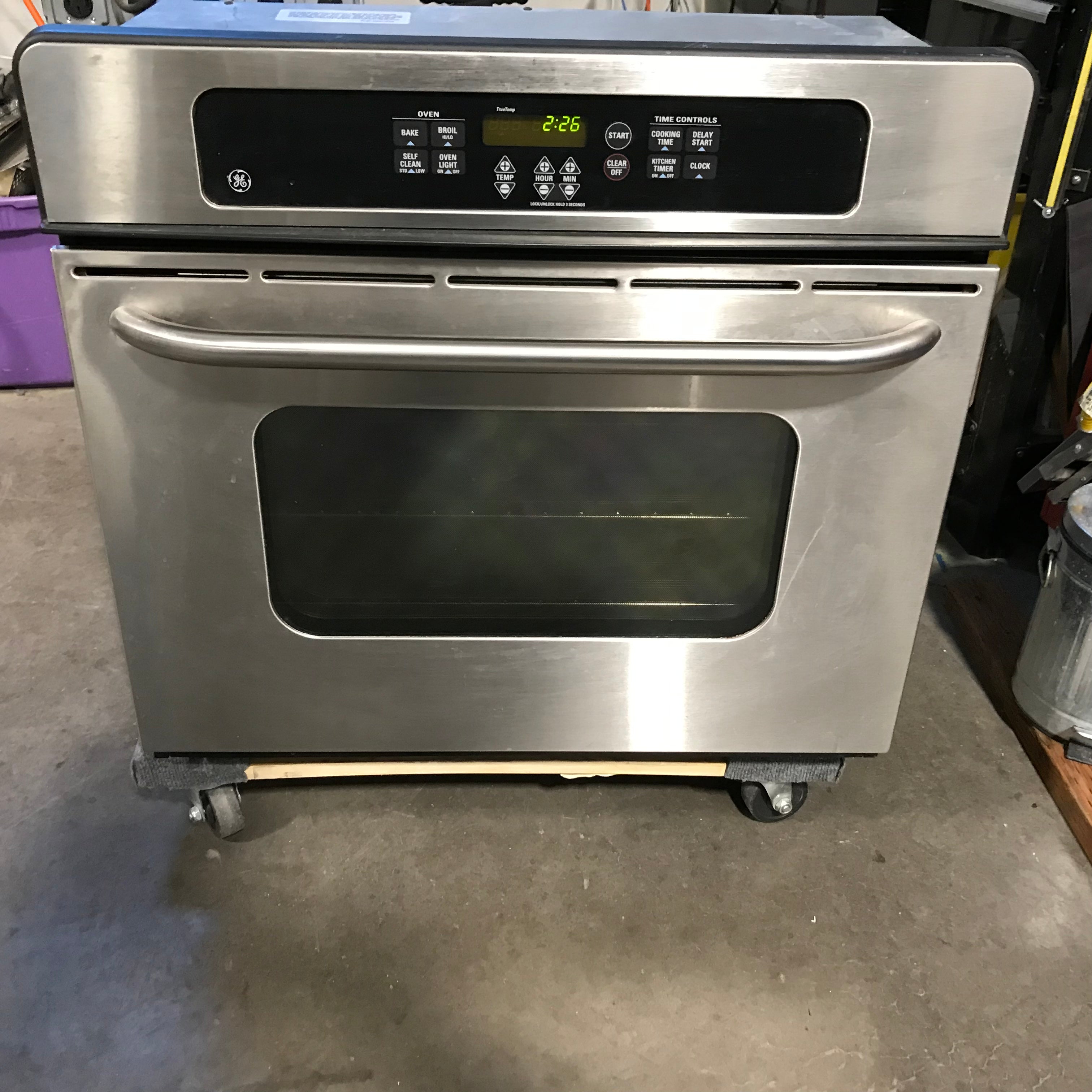 Webber Black Mini Propane Grill 40"x 13"x 14"