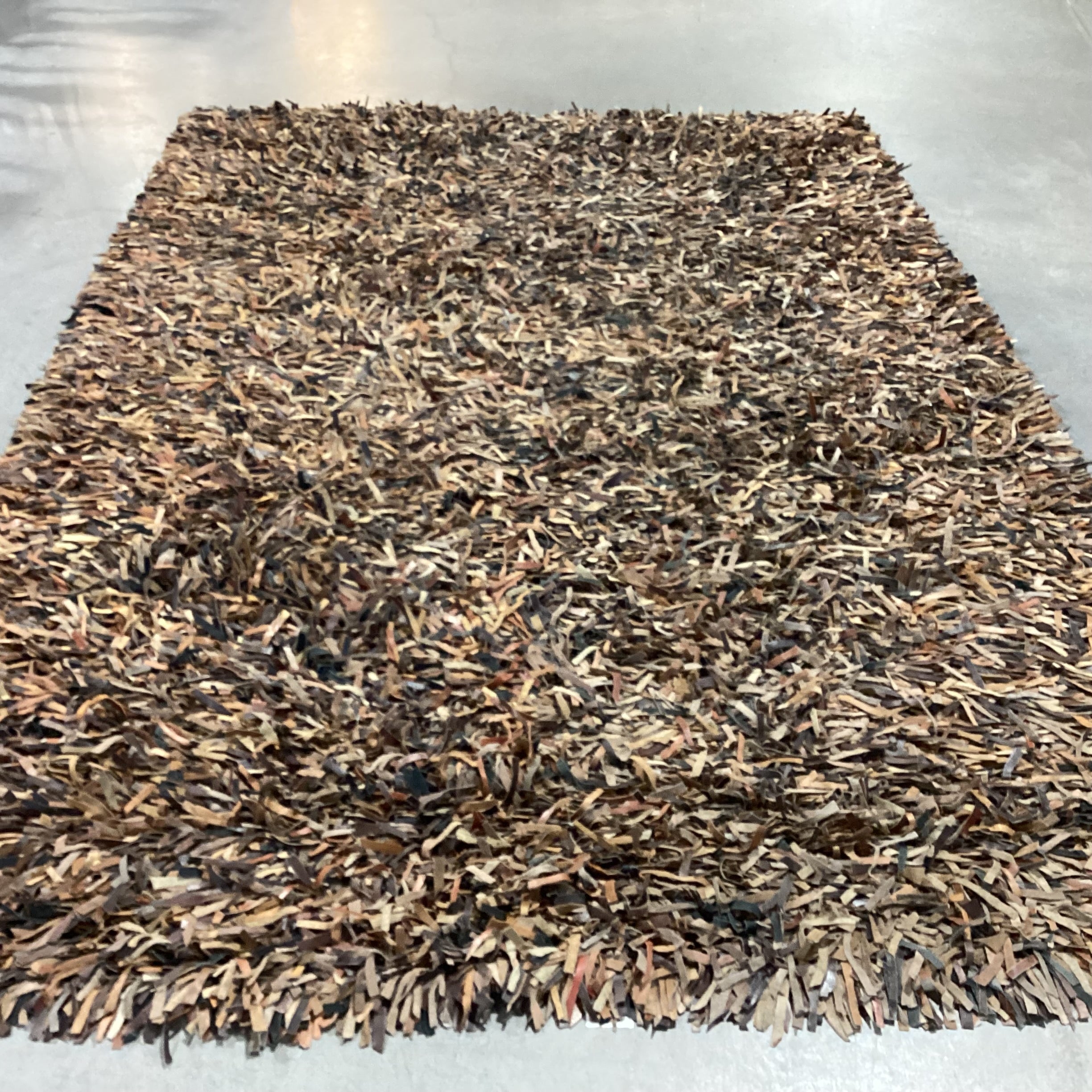 Dream Weavers Multi Browns Leather Shag Rug 6'x 9'