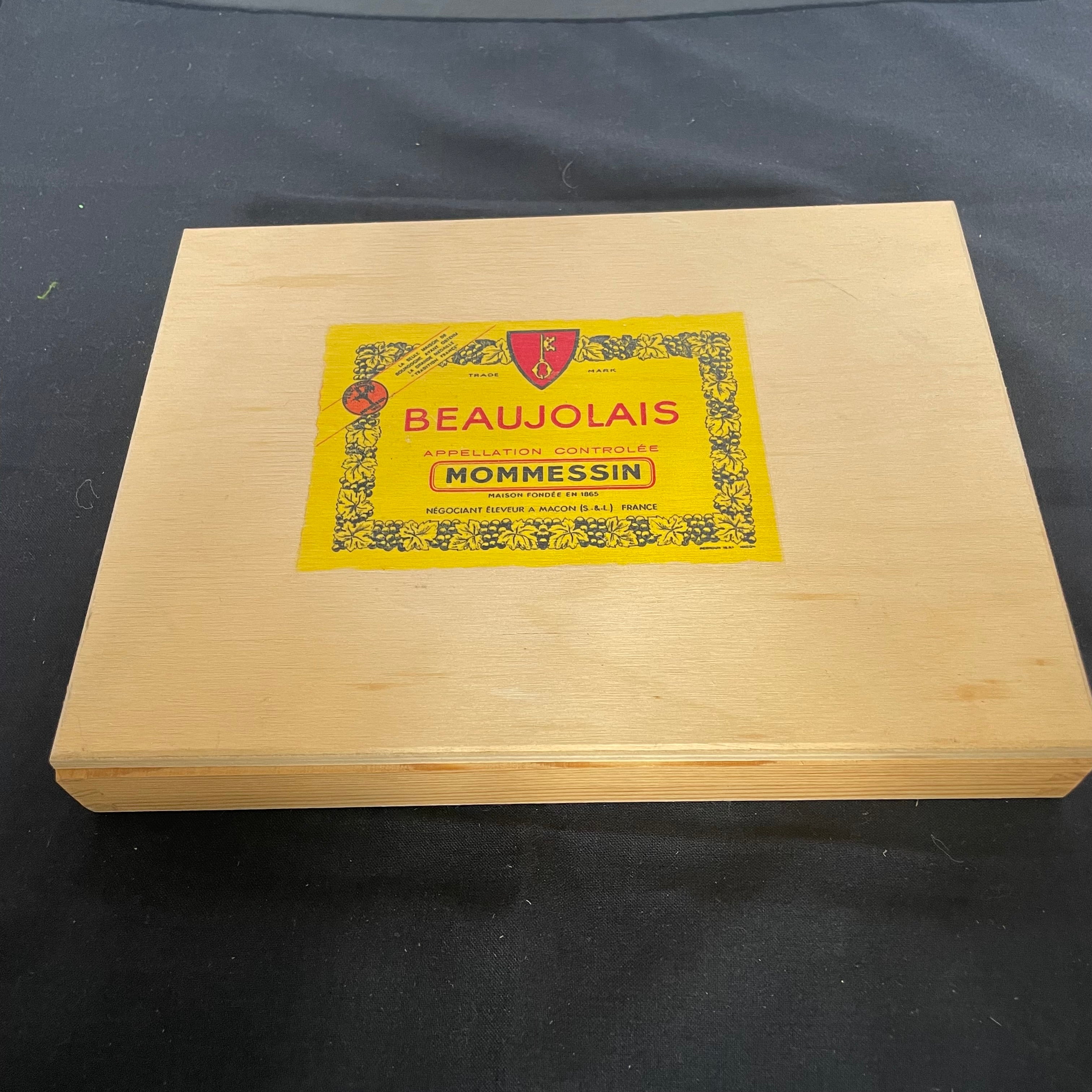Set of 6 Linen Wine Lable Coasters/Mats in Wood Hinged Gift Box, 9.25"x7.25"x1.5"