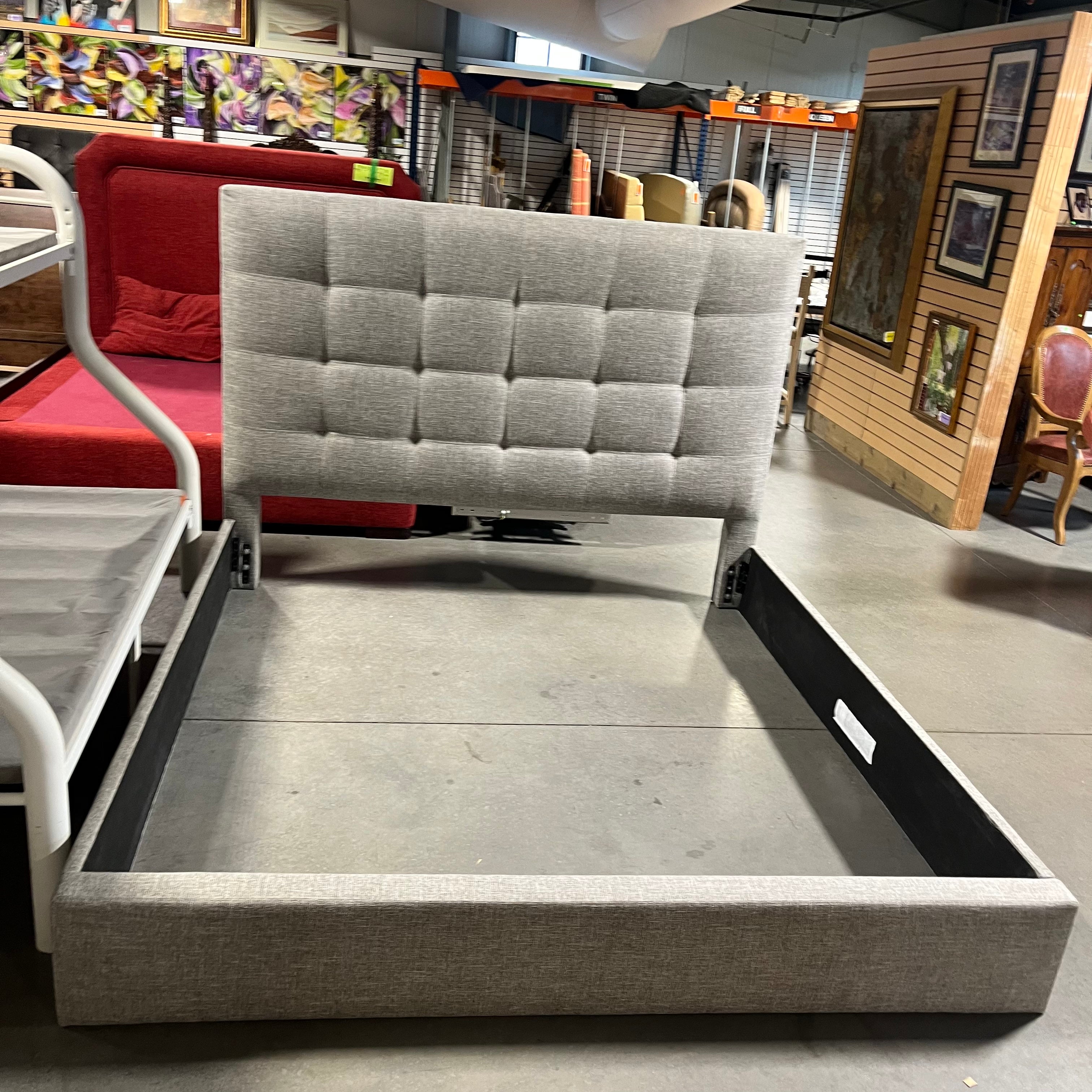 King Grey Linen Platform Bed Set 81"x 91.5"x 57.5"