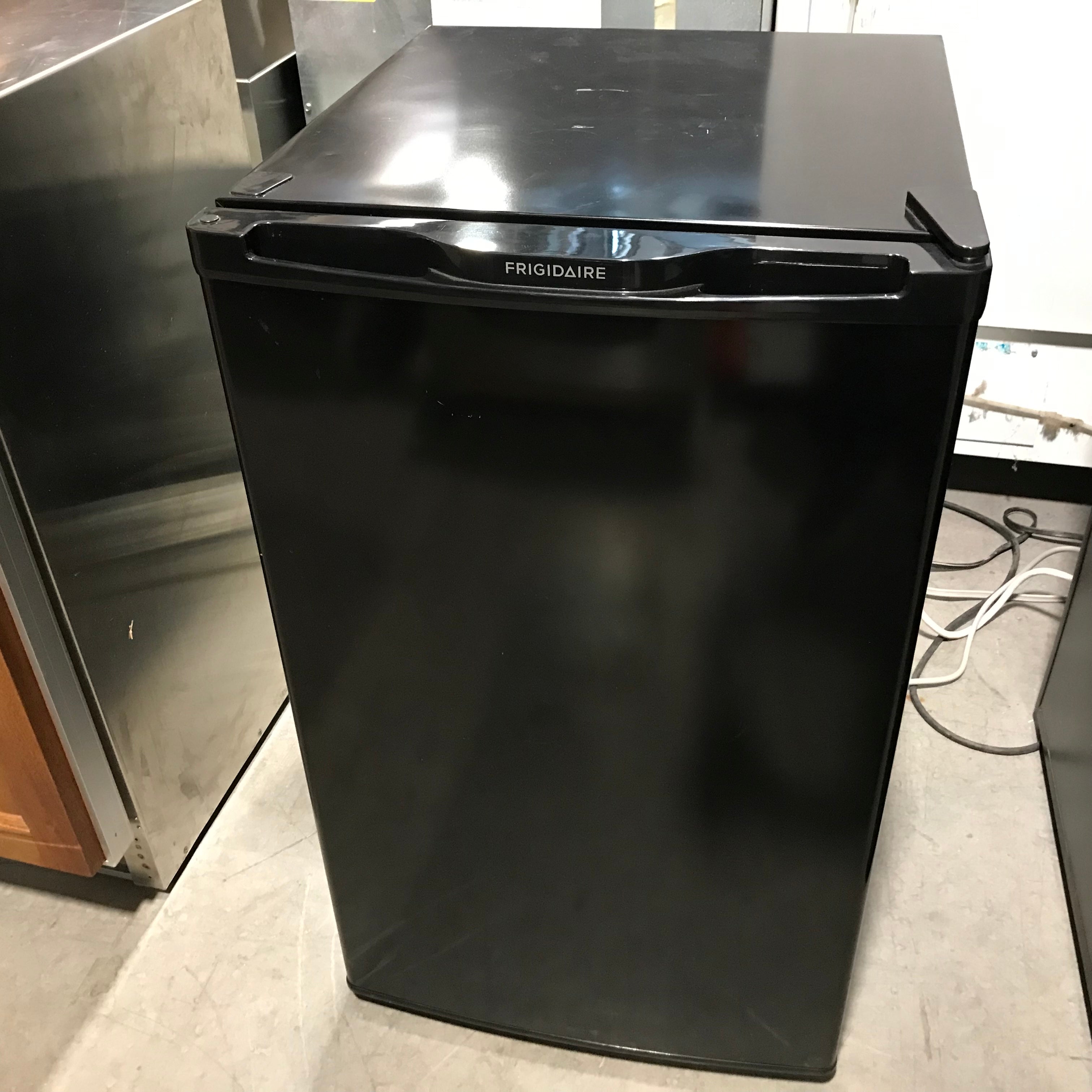 Frigidaire Black Under-The-Counter Refrigerator 19.5"x 22"x 33.5"