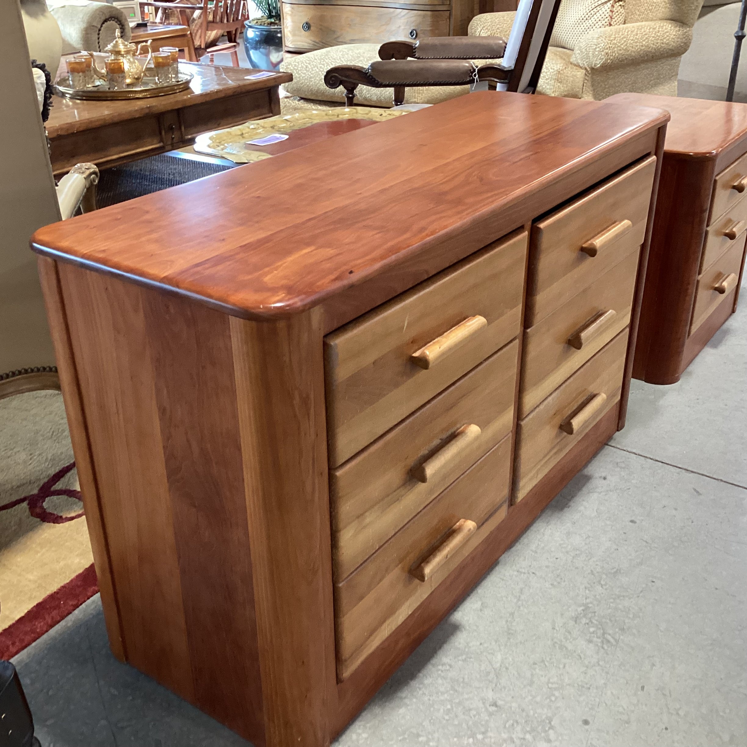 Vintage 2 Tone Wood 6 Drawer Dresser 50"x 19"x 29.5