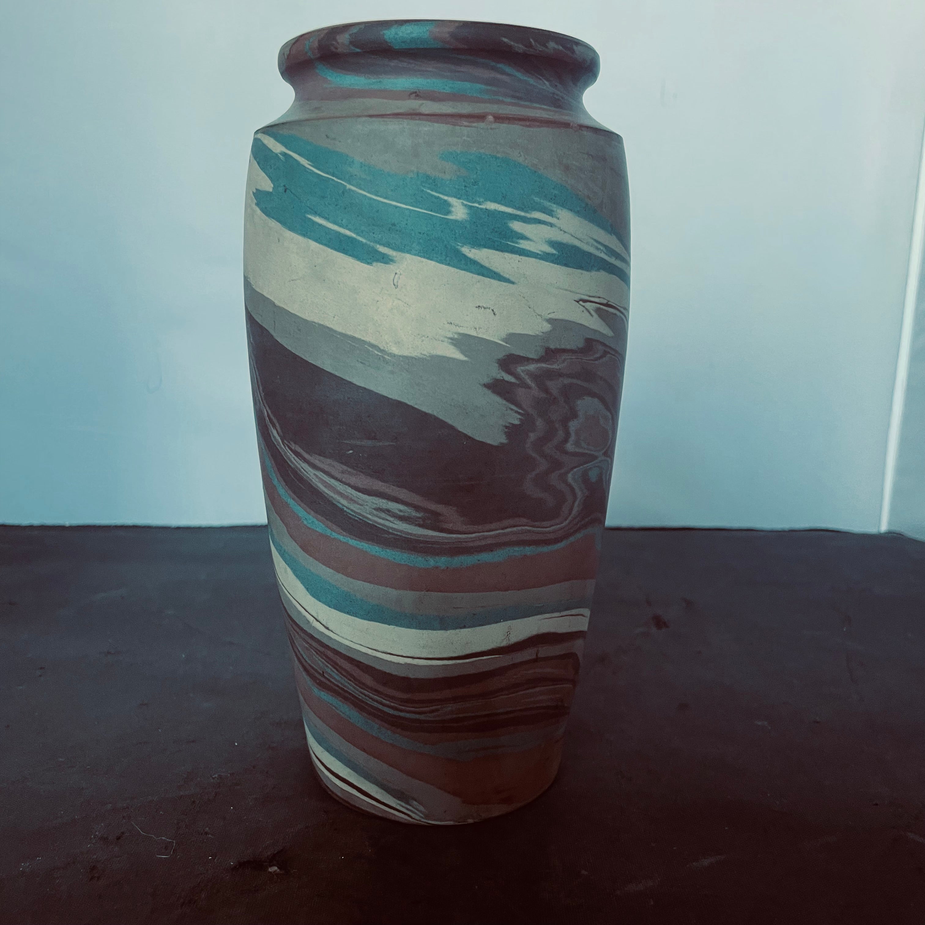 Niloak Mission Swirl Pottery Vase, 8"x4""