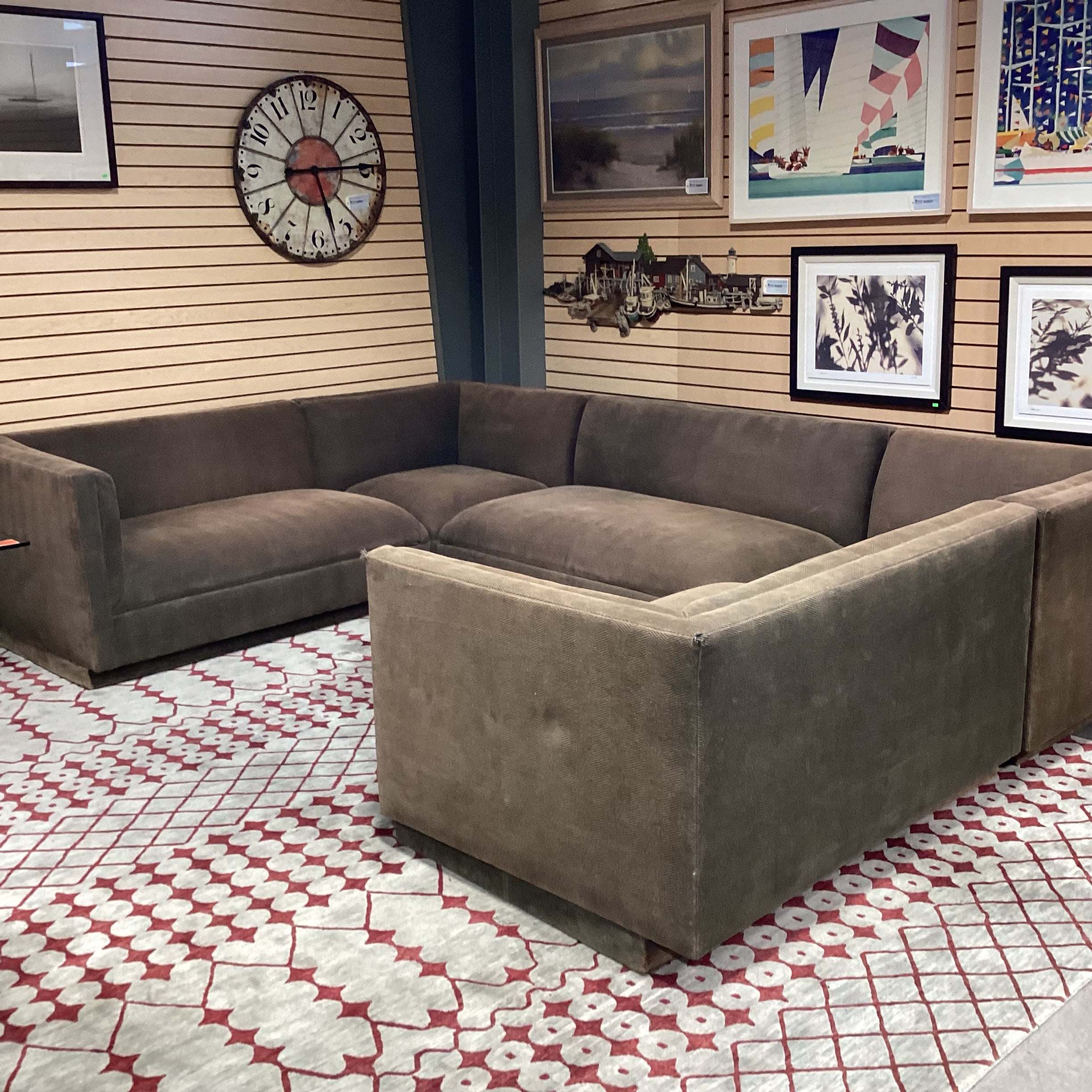 Custom Brown Texture Woven 5 Piece Sectional 132'x 92"x 39"x 29"