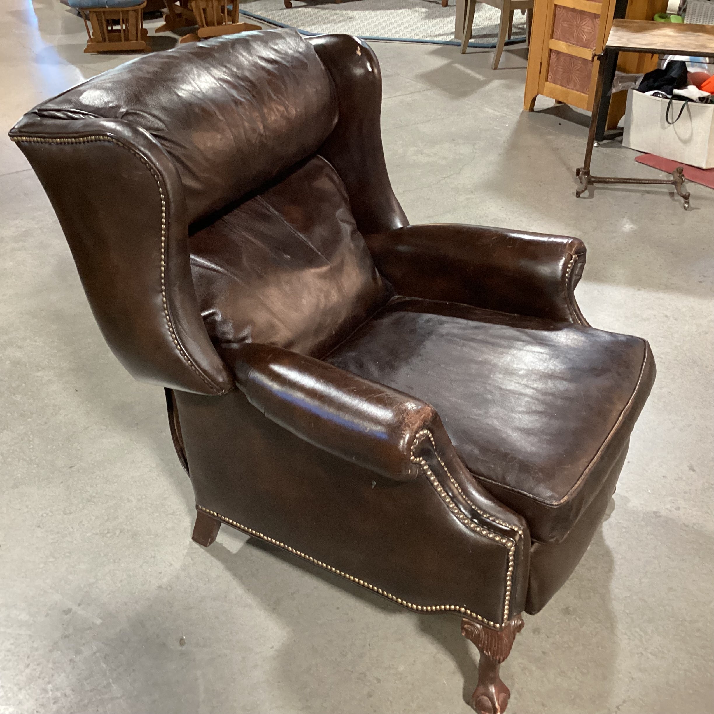 Bradington Young Leather Nailhead Claw & Ball Feet Winged Recliner Chair 34"x 38" to 68"x 40"