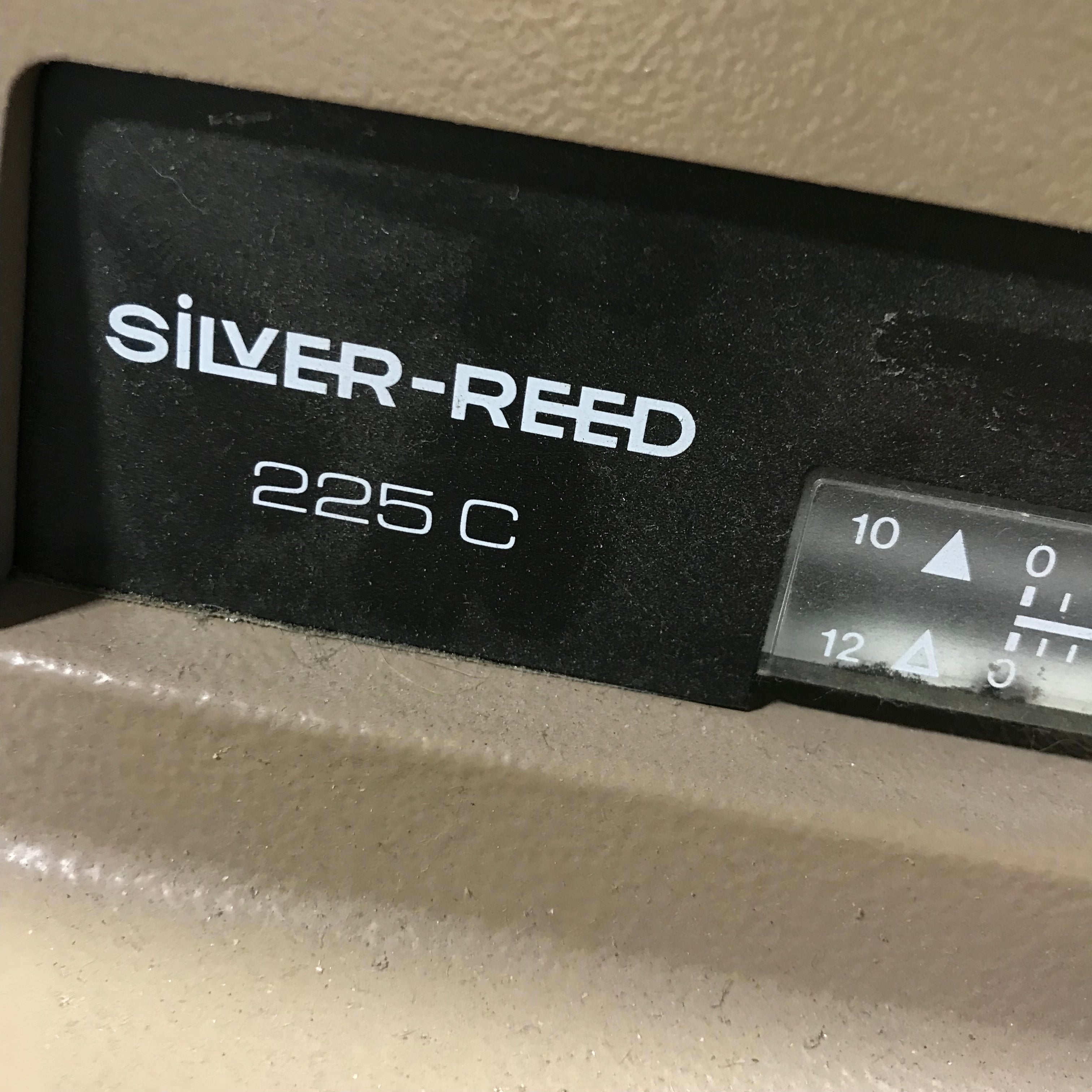 Silver-Reed 225 C Typewriter