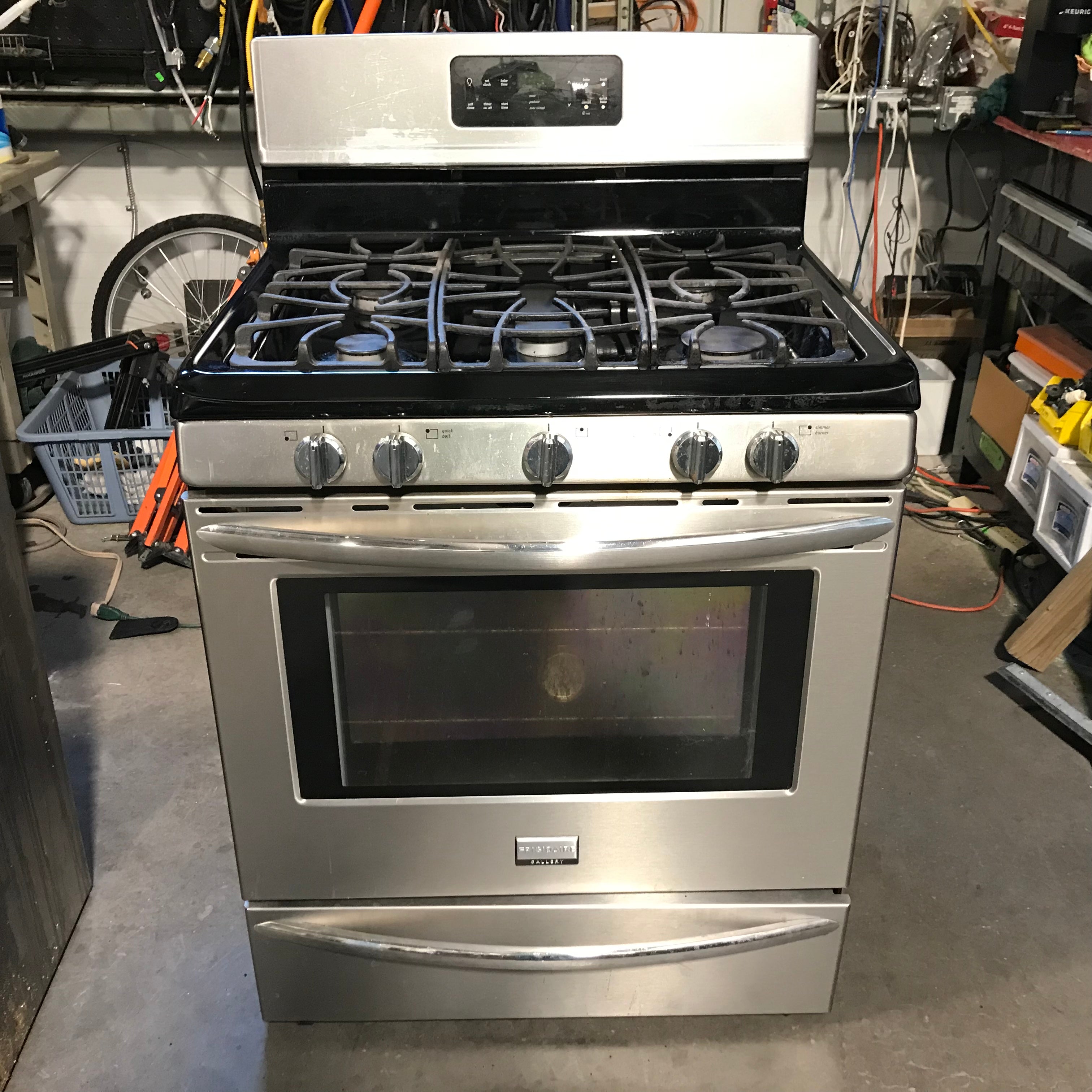 Frigidaire Stainless Steel 5 Burner Gas Range 30"x 26"x 47"
