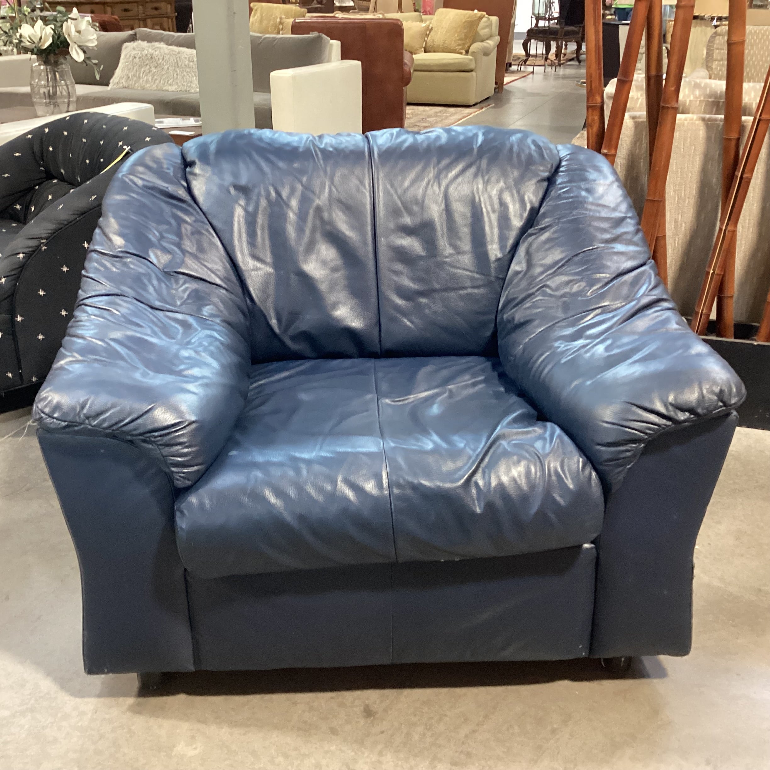 Flexsteel Navy Leather Chair 42"x 37"x 33"