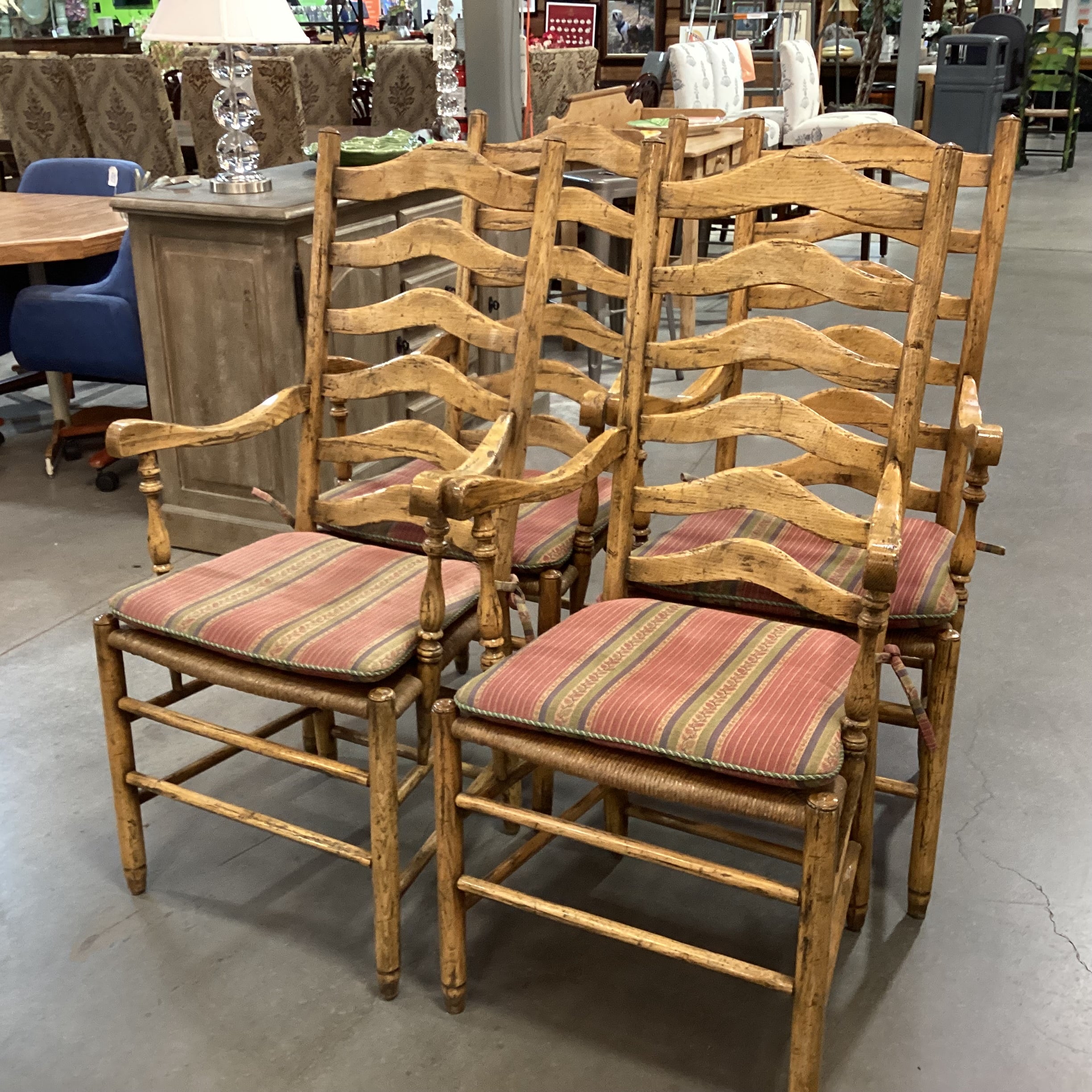 SET of 4 Vintage Light Antiqued Distressed Finish Ladder Back with Rush Seat Armed Dining Chairs 24"x 24"x 46"