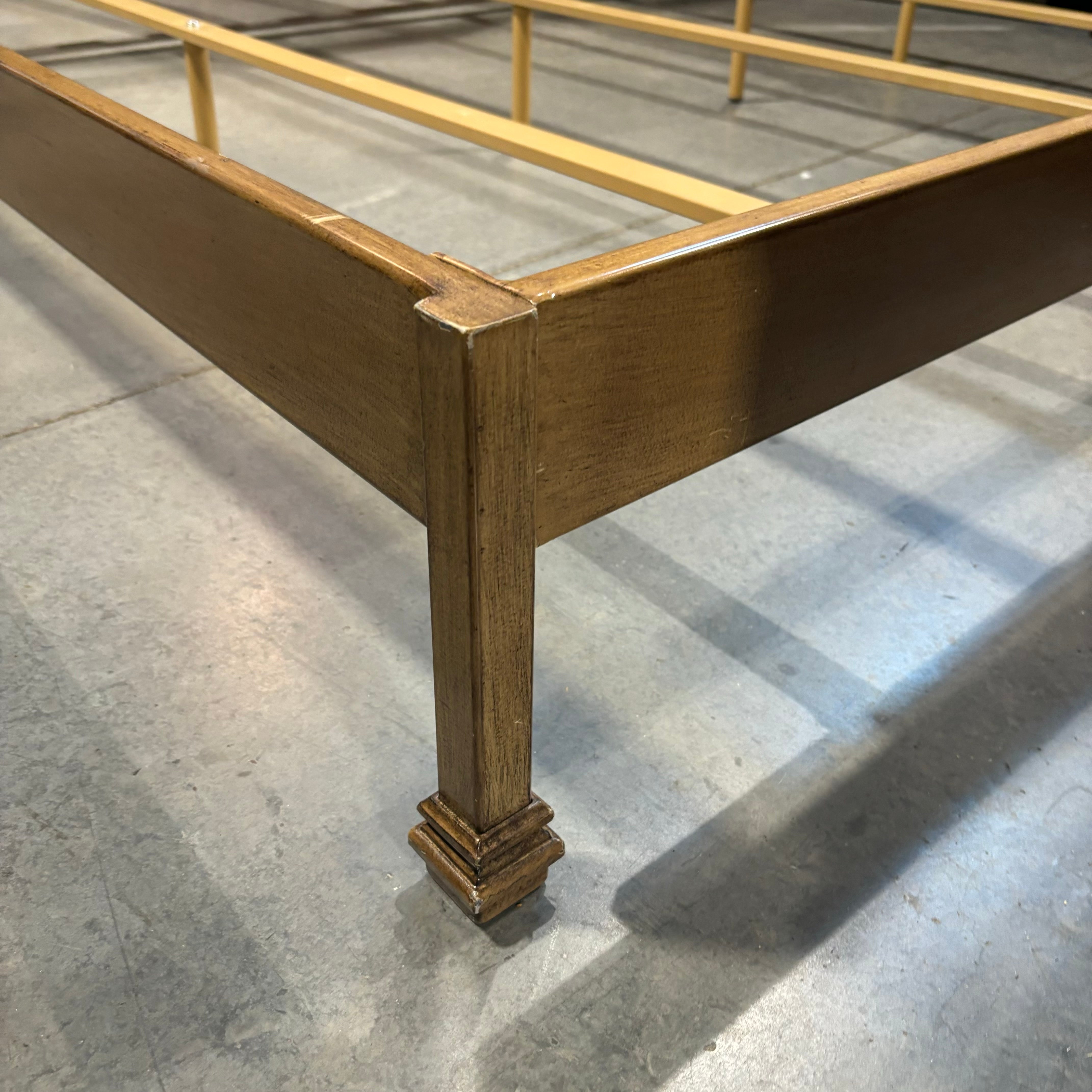 KING Calvados Natural Oak Finished Steel Bed Set 80"x 84"x 61"