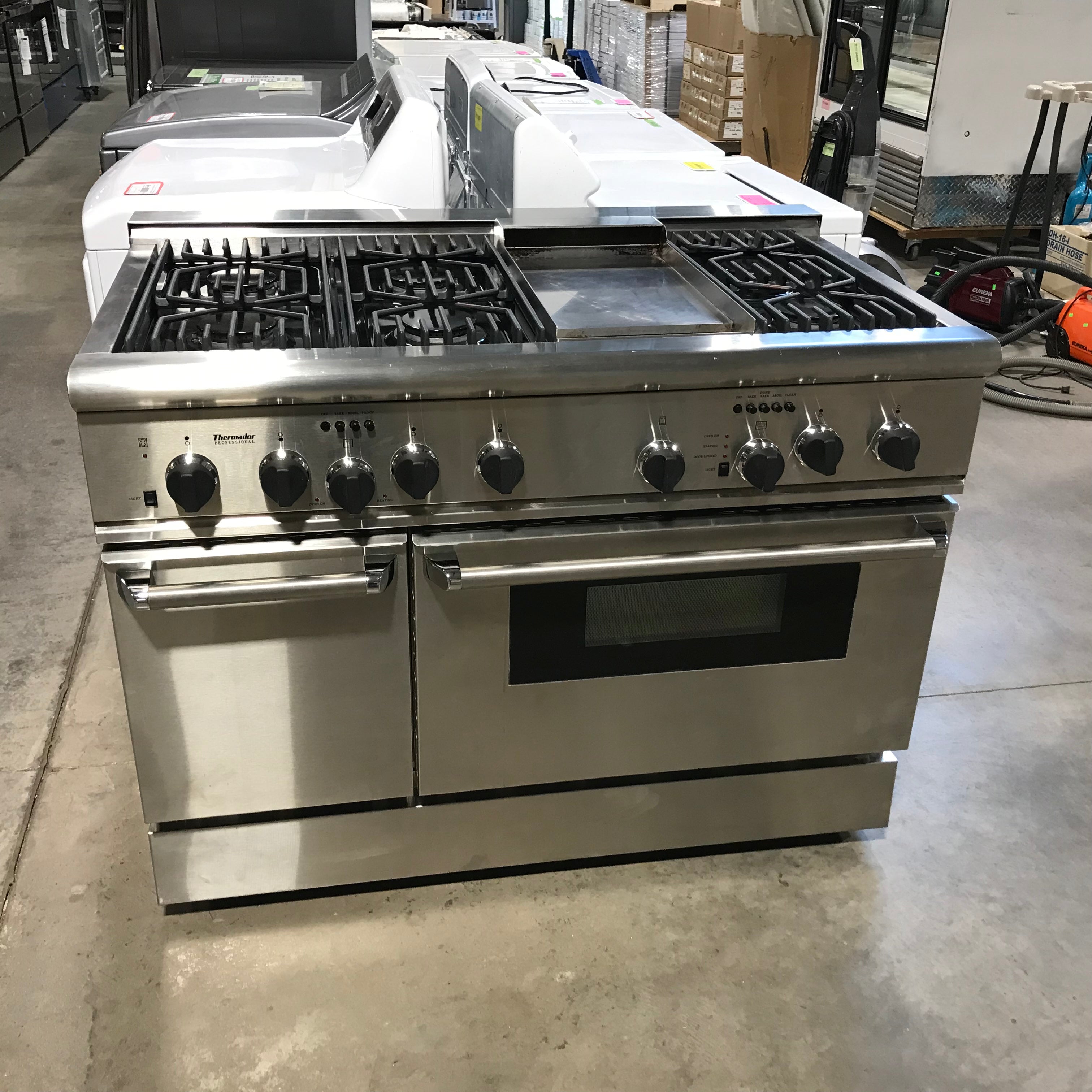 Thermador Stainless Steel 6 Burner, Griddle And Double Oven Dual Fuel Range 48"x 29"x 38"