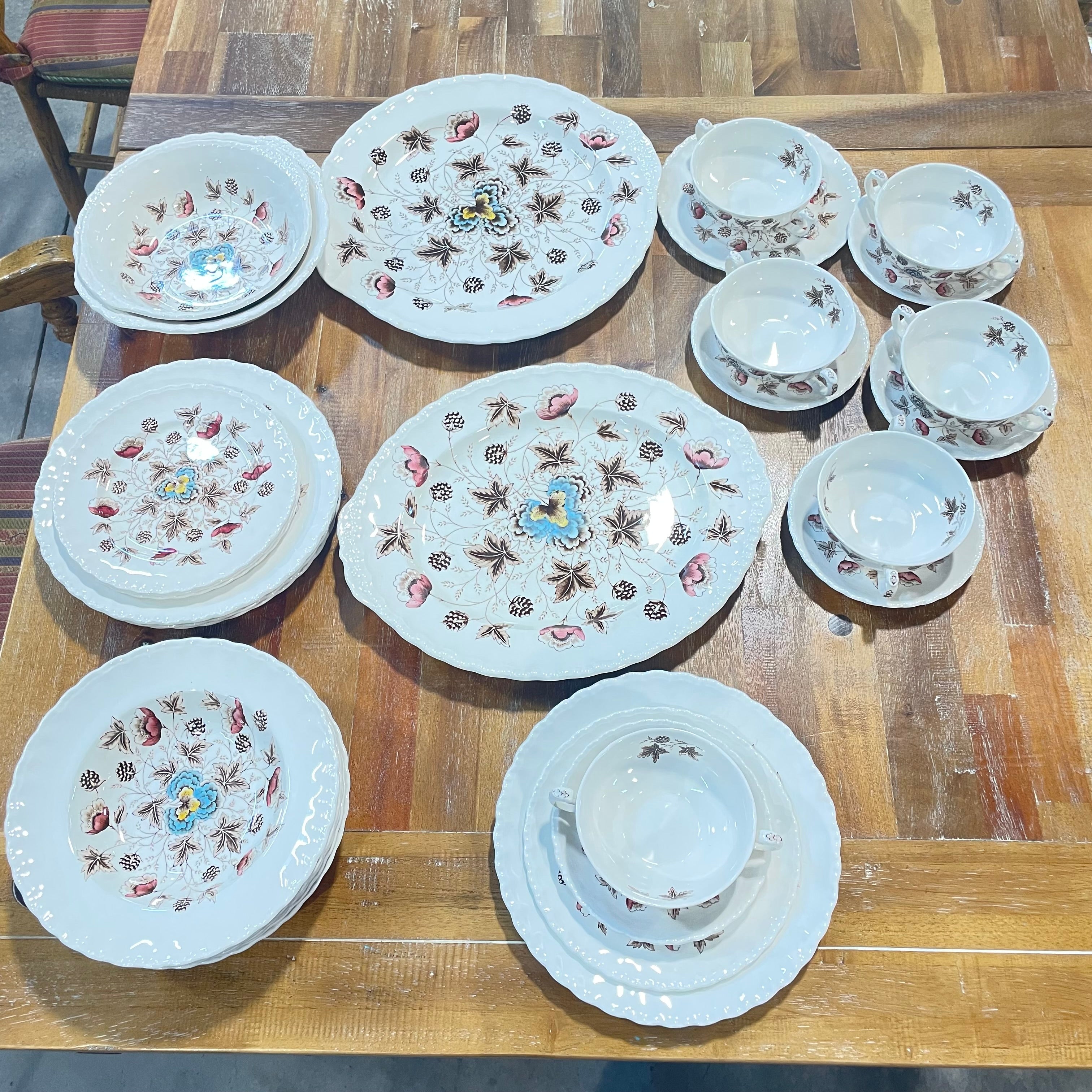 Set of 31 Pieces Antique WH Grindley Old Chelsea Ironstone Dinnerware Set