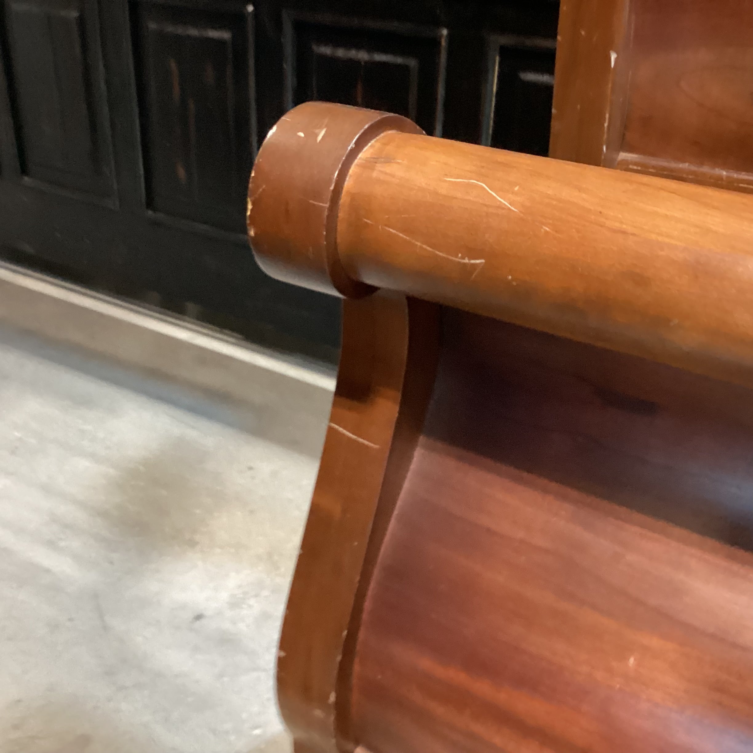 KING Sleigh Style Solid Wood Bed Set 83.5"x 90"x 42"