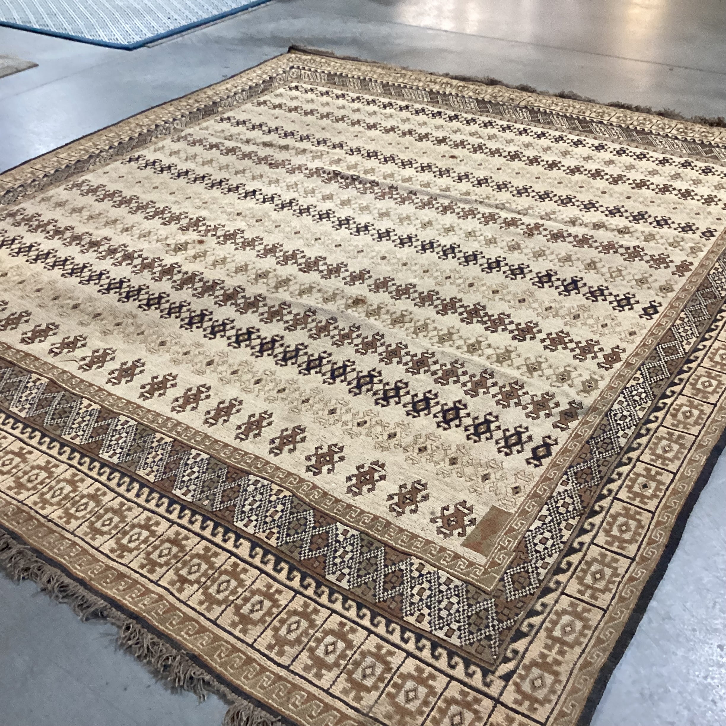 Vintage Tan & Brown Hand Woven Wool Rug 9'x 10'4"