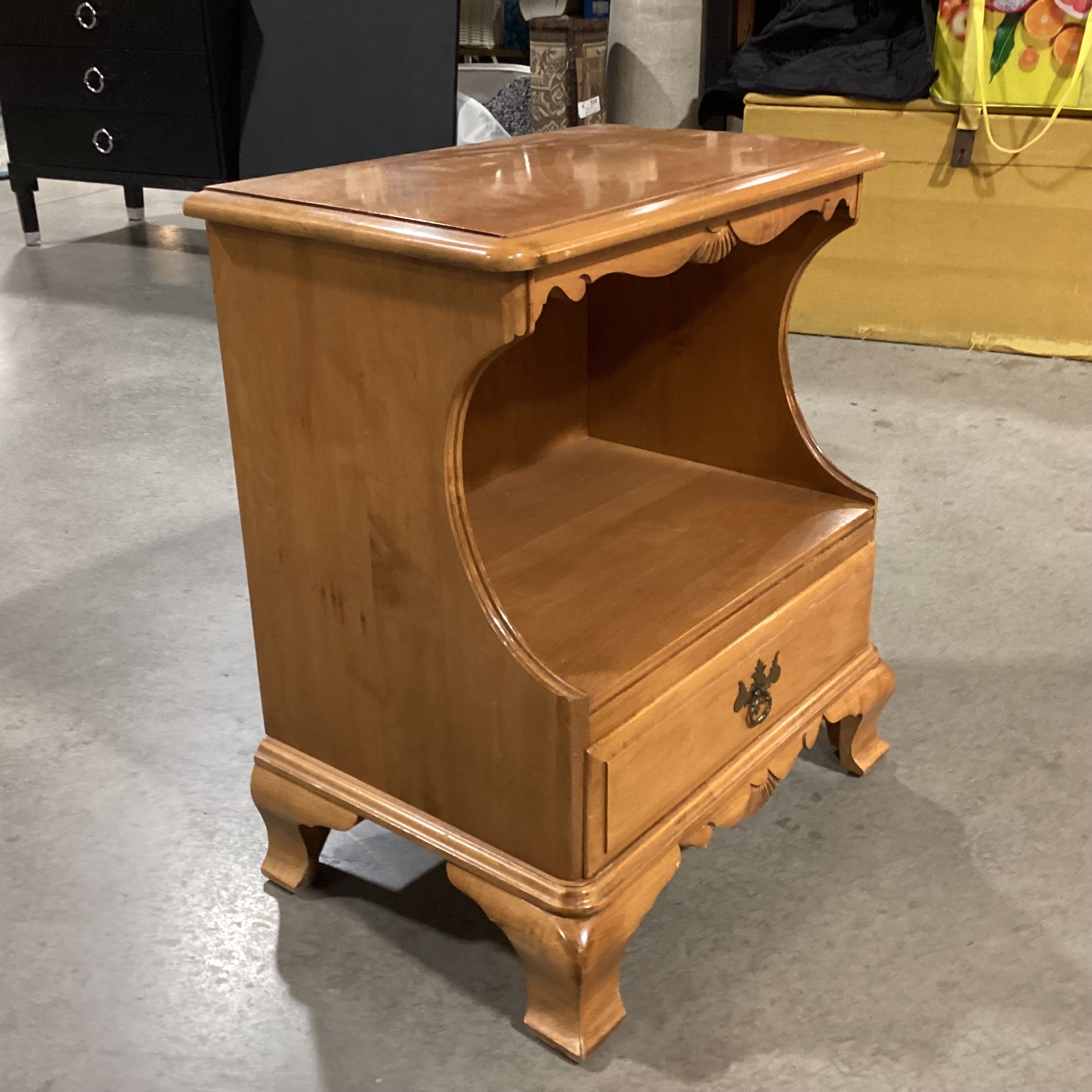 Vintage Kling Solid Hard Maple 1 Drawer with Cubby End Table 21.5"x 14"x 25"