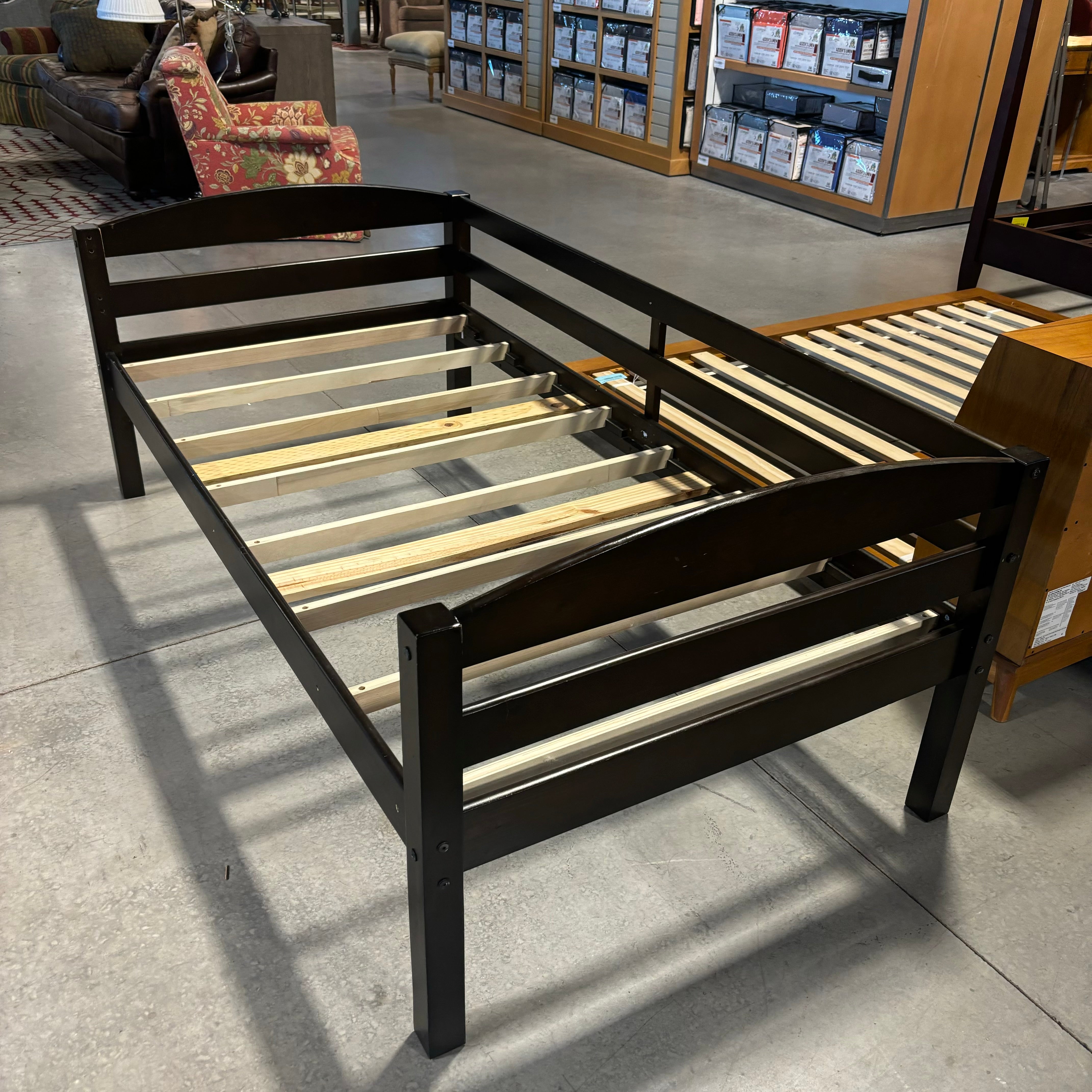 TWIN Dark Finish Wood Day Bed 42"x 79"x 29"