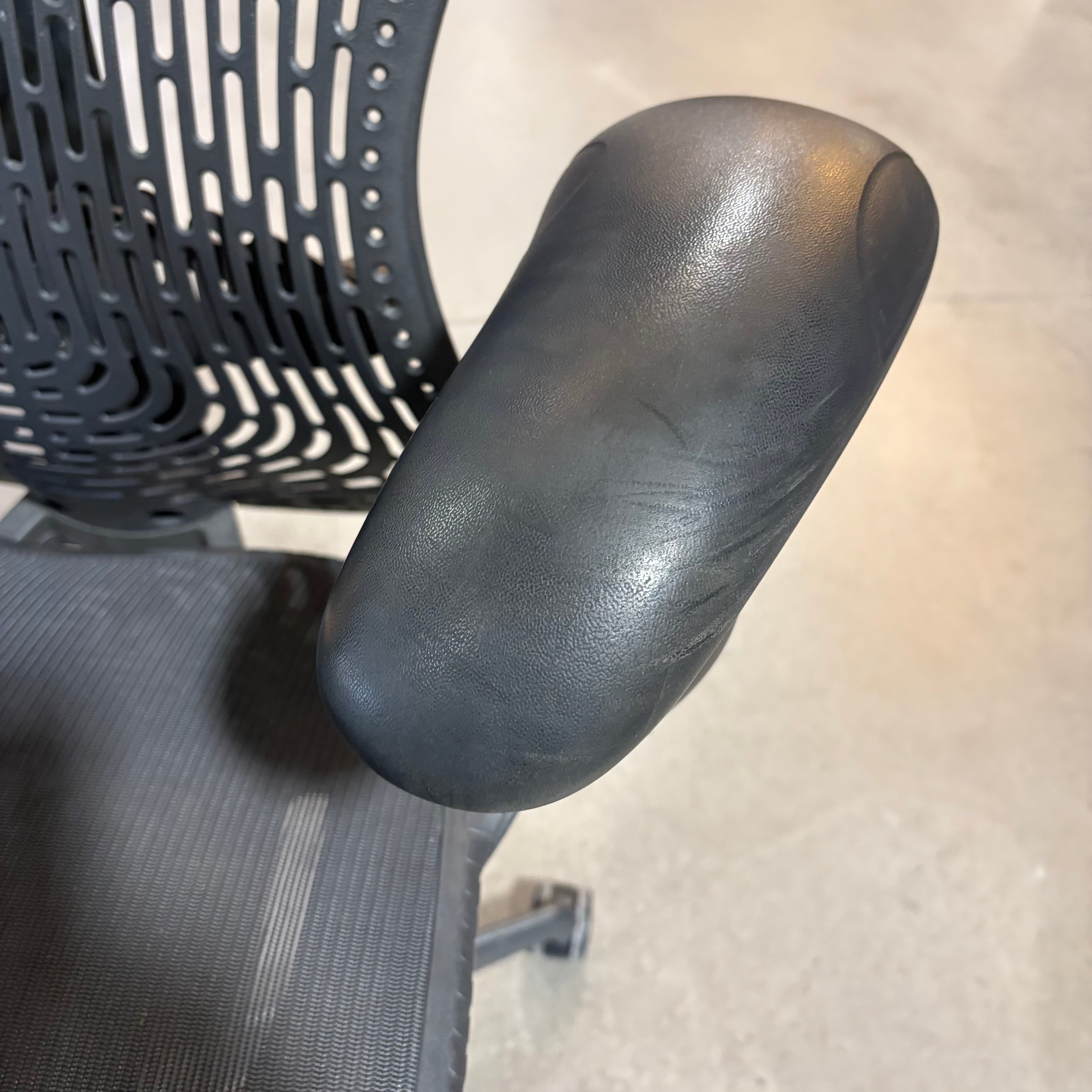Herman Miller Mirra 2 Black Mesh Triflex Office Chairs 30"x 18.5"x 44"