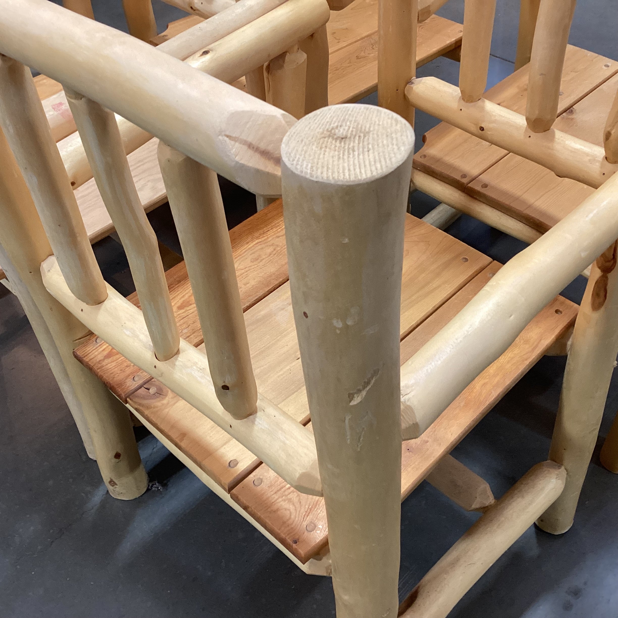 SET of 4 Natural Peeled Log with Plank Seat Armed Dining Chairs 23"x 22"x 36"