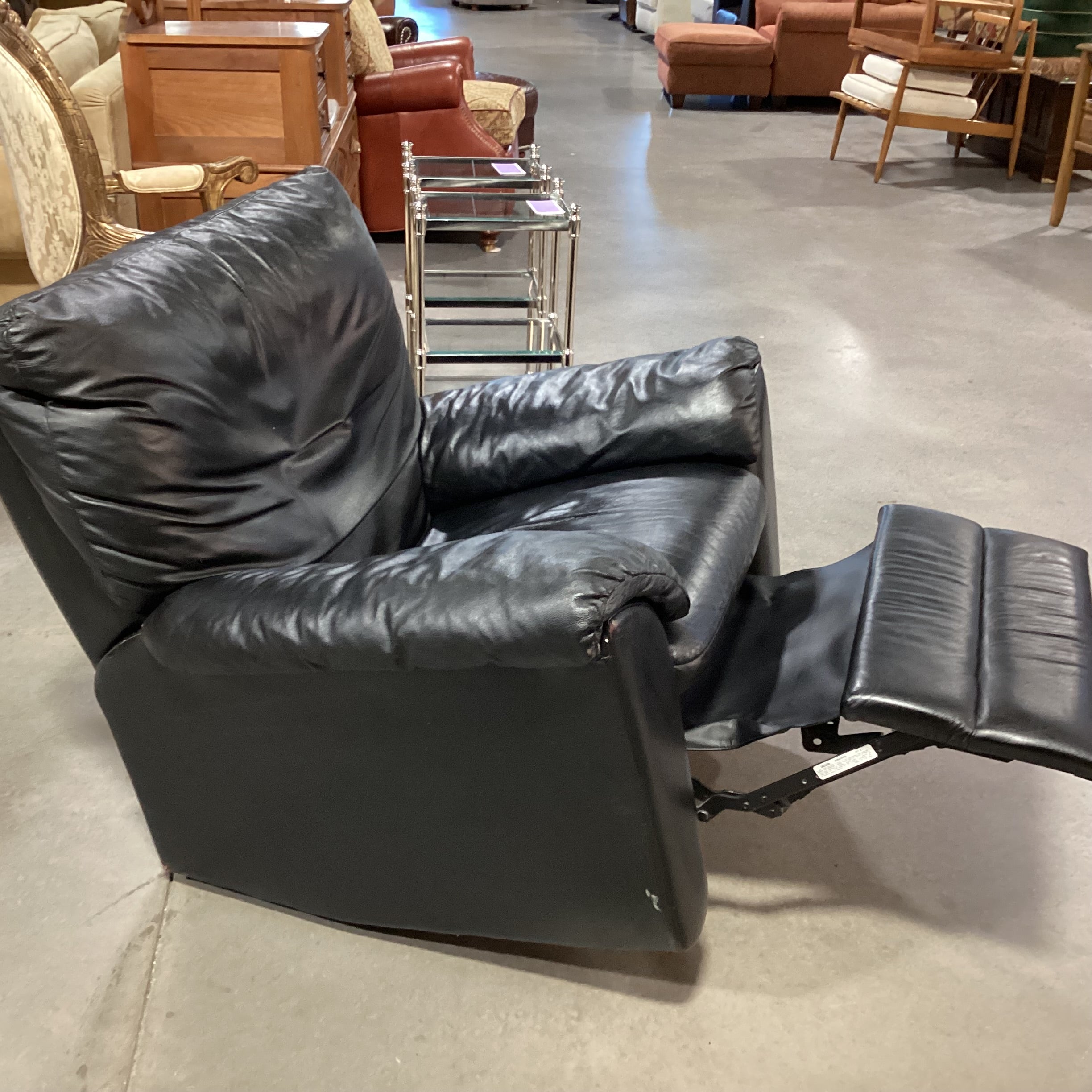 Vintage Italian Black Leather Swivel Rock Recliner Chair 39"x 34"x 67"x 37"