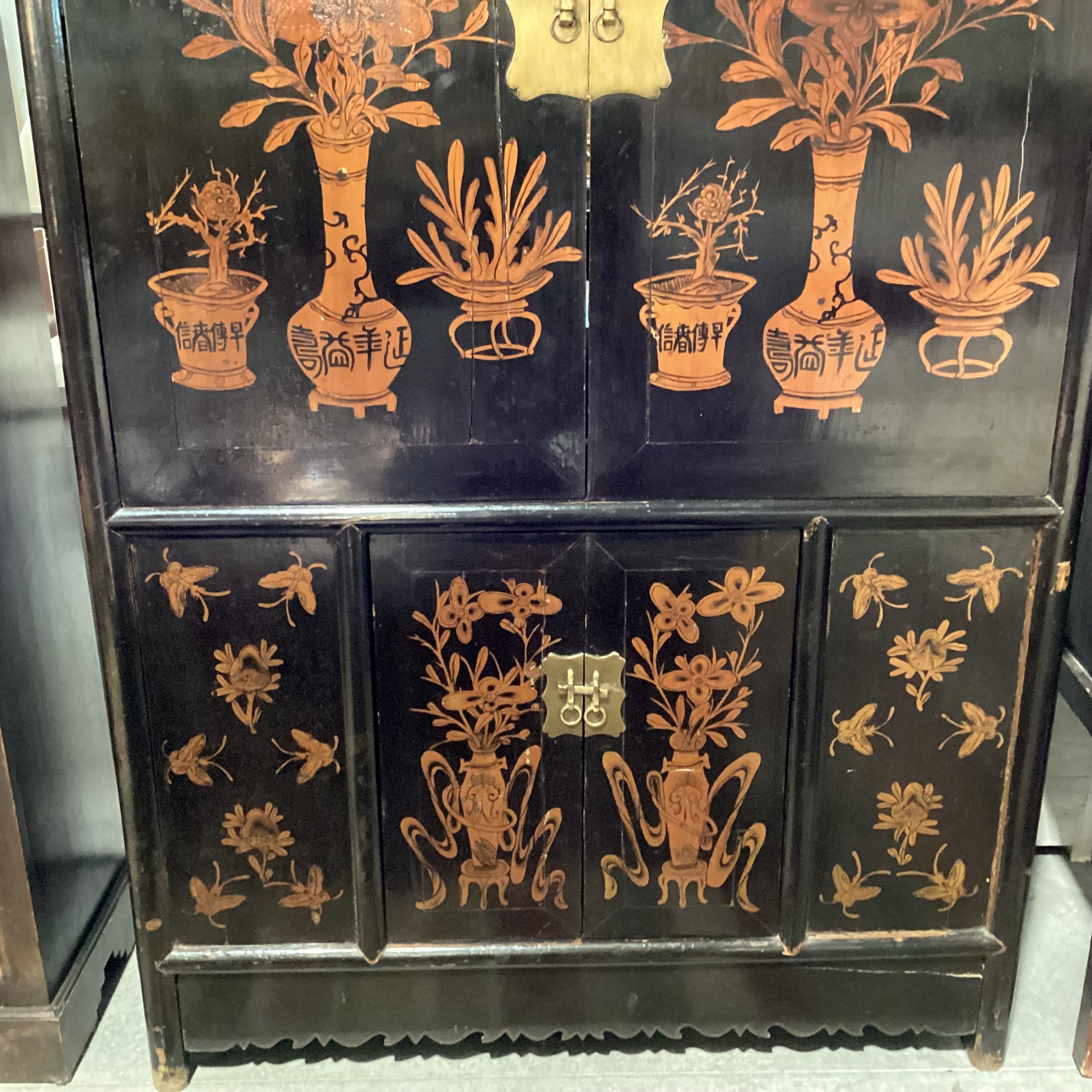 Vintage Antique Asian Black Lacquer & Gold Painted Vase Florals 4 Door with Shelves Armoire 52"x 23"x 79"