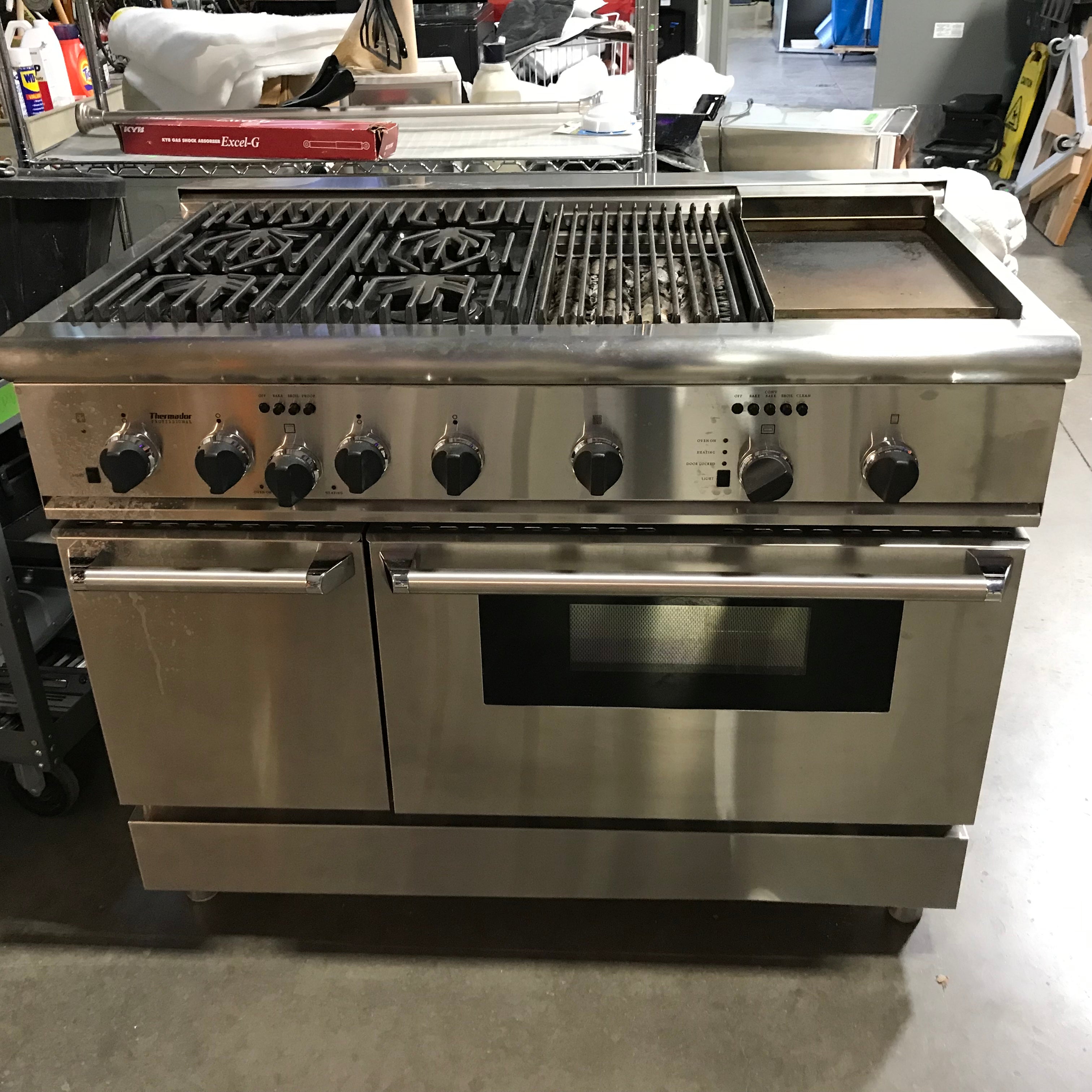 Thermador Stainless Steel 4 Burner, Griddle, Double Oven, Dual Fuel Range 48"x 30"x 40" (Will Need To Be Serviced)
