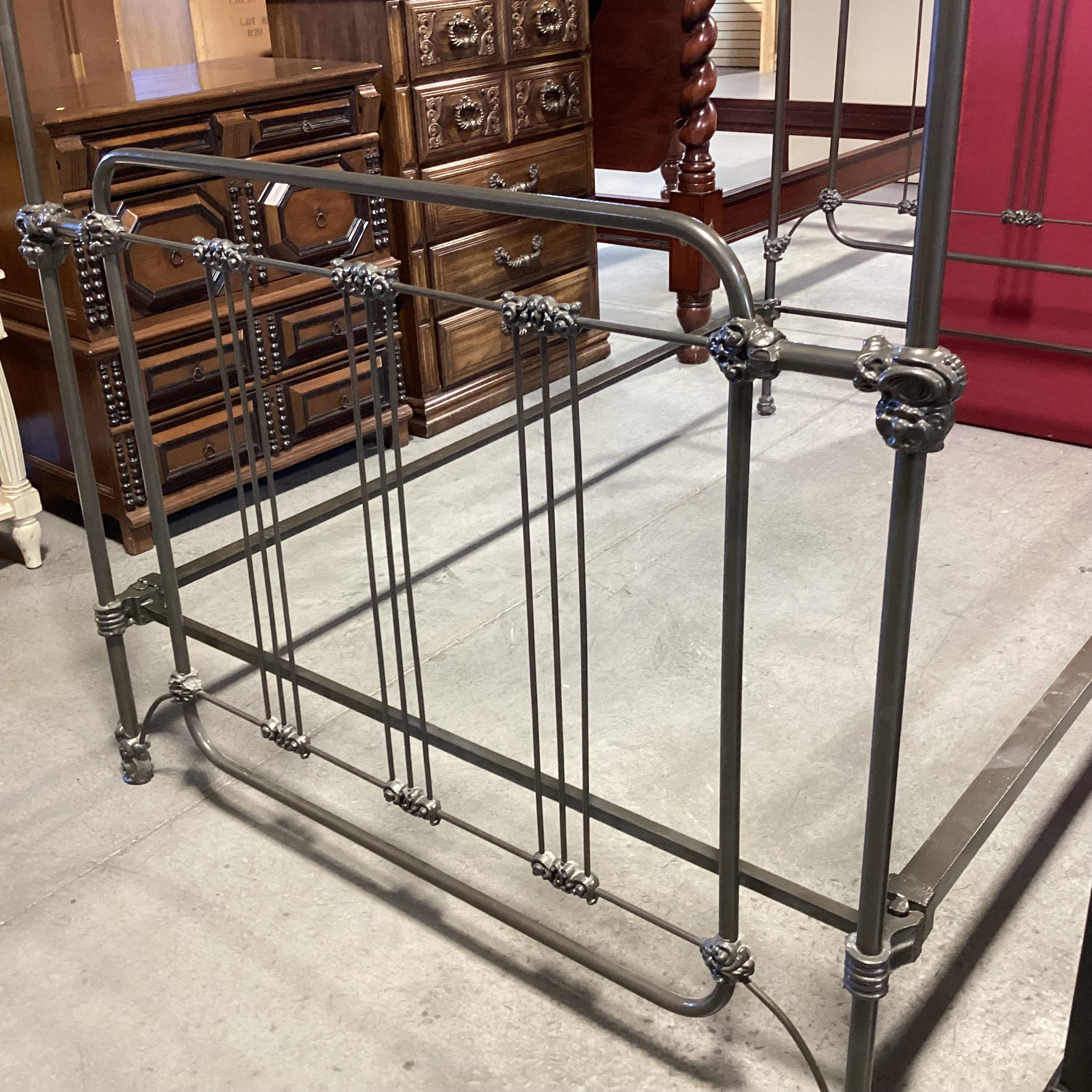 FULL Vintage Finished Cast Iron Bed Set 55"x 85"x 86"