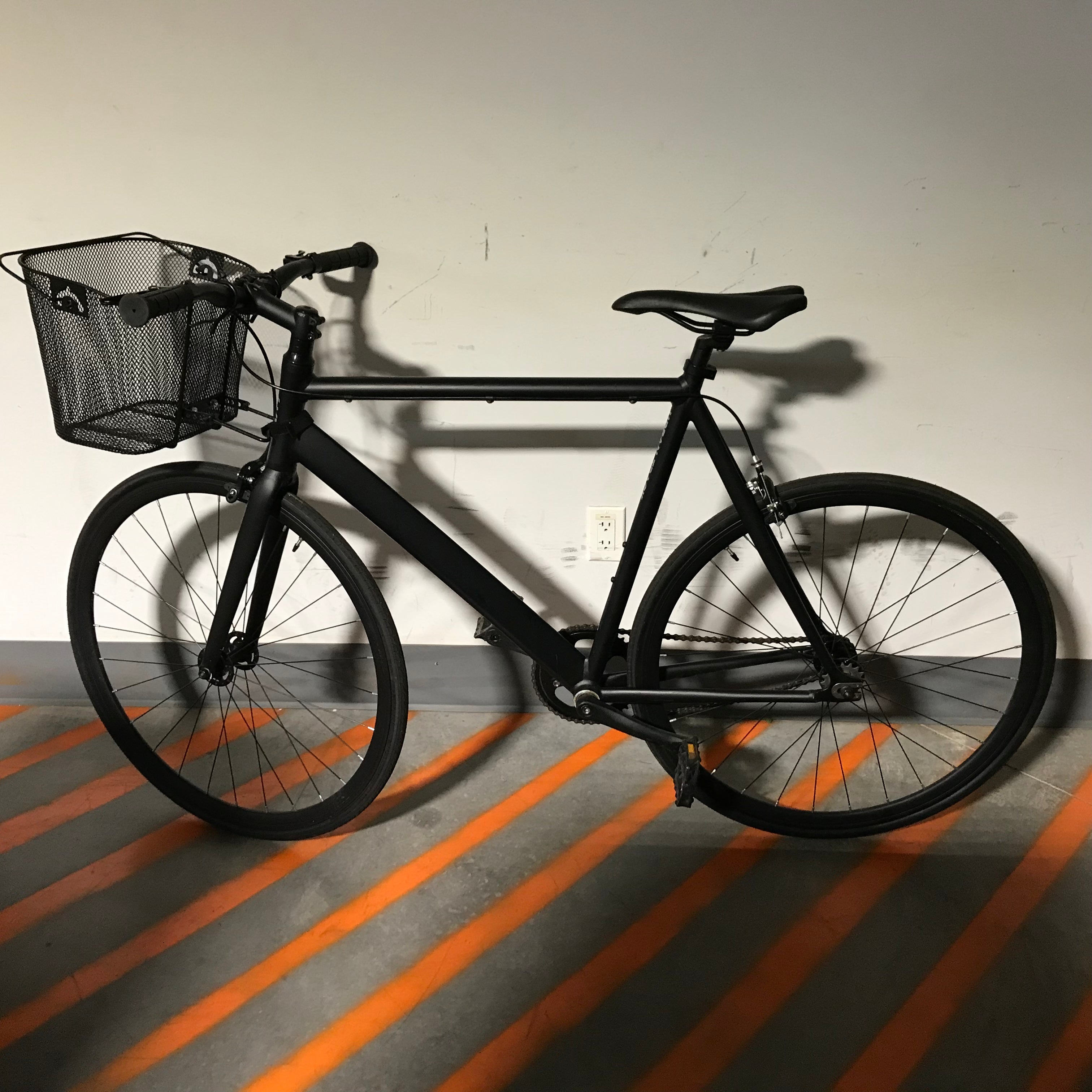 Urban Track 56cm Black Single Speed, Hand Brakes Town Bike